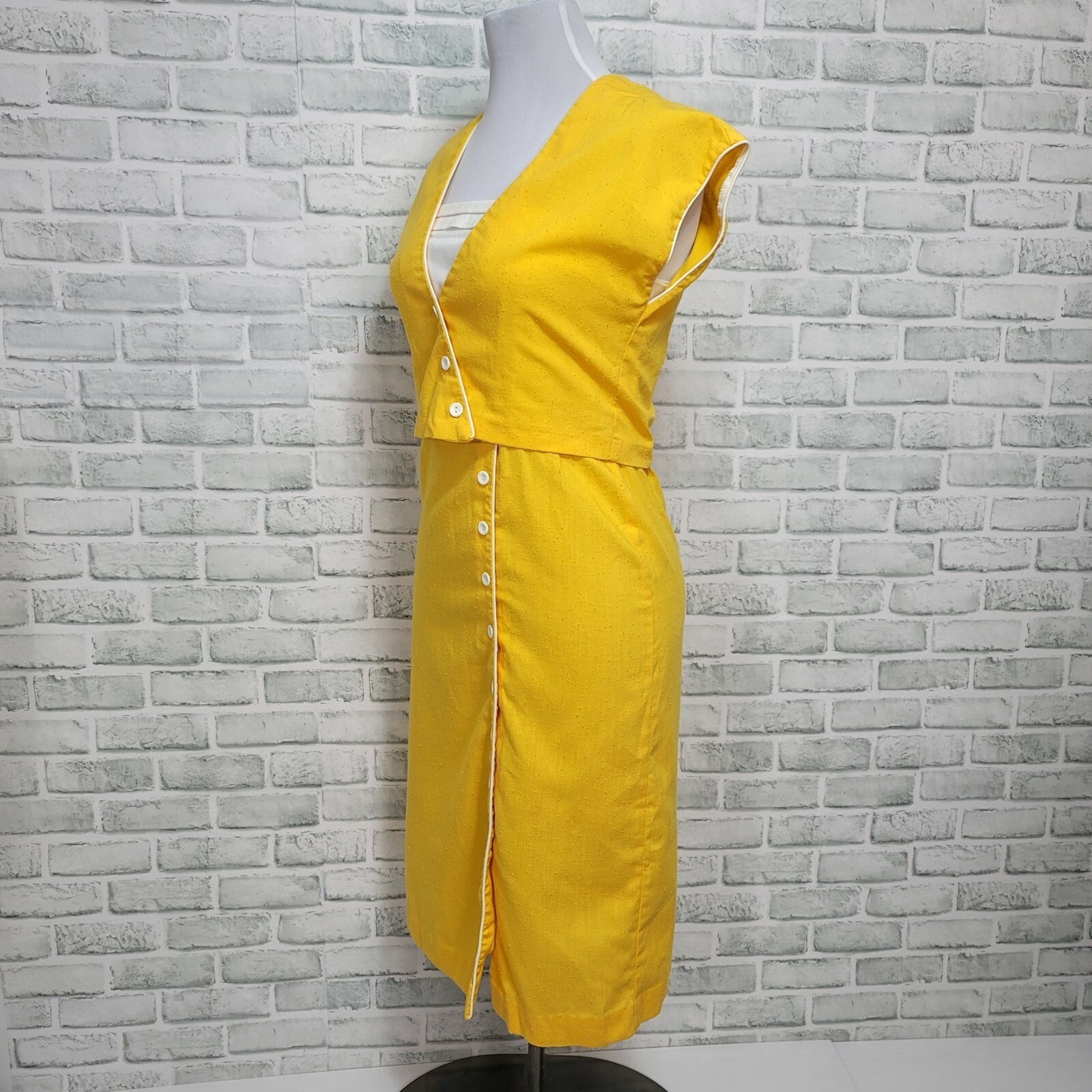 Vintage 80s Trivia Charms Hollywood Yellow White Two Piece Dress Jacket Set