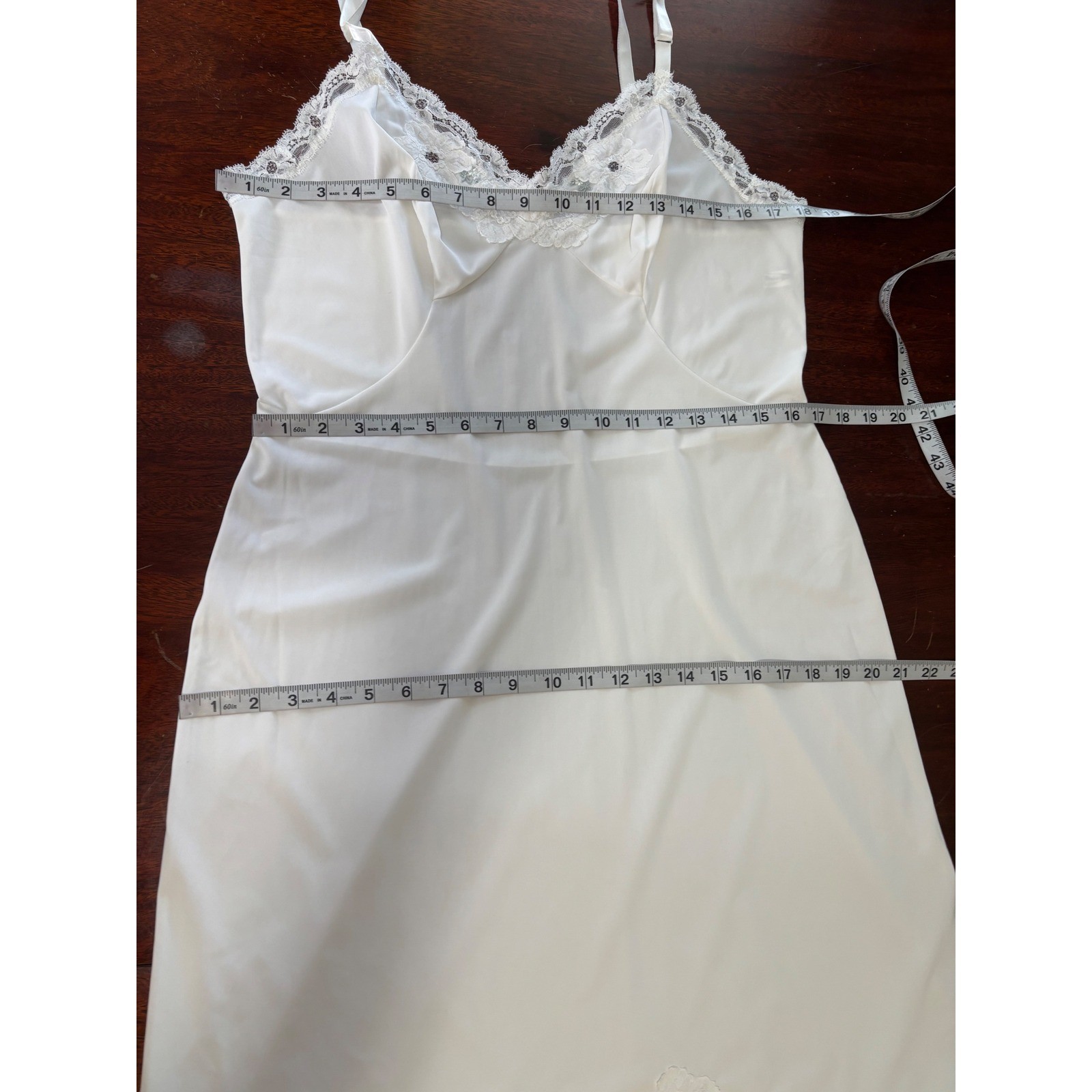 Shadowline Womens Vintage Full Slip Dress Size 40 Nylon Lace Trim Retro Lingerie