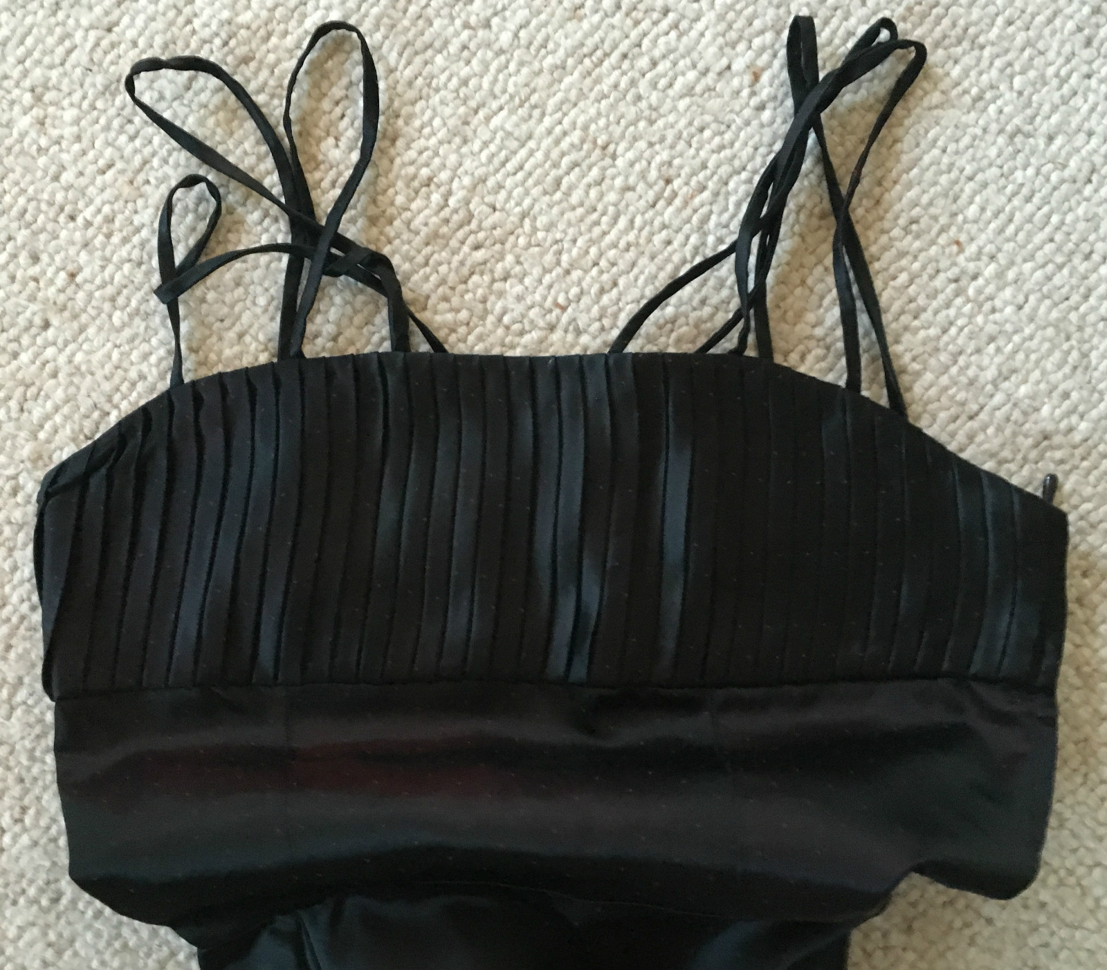 Vintage: Unique – Elegant LITTLE BLACK 40 Black with Burgundy Silk 70s