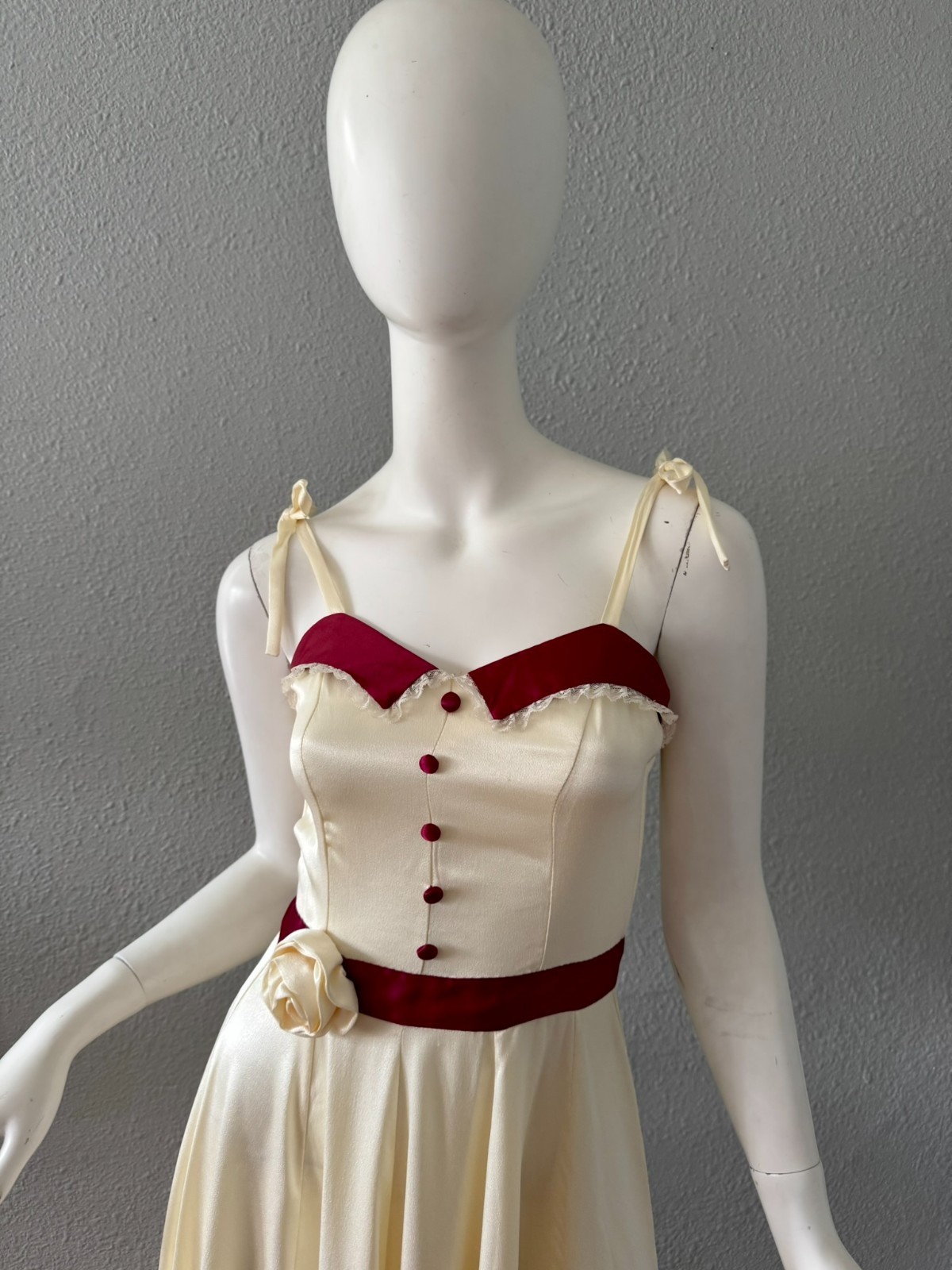 Vintage 40s Satin Ivory Full Sweep Formal Wedding Gown Dress XXS