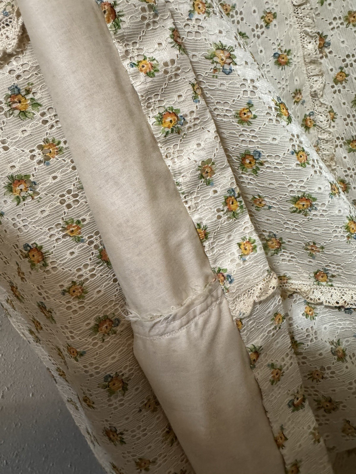 FABULOUS VTG Homemade Dress Floral Lace Cottage Core Prairie SMALL High Waist