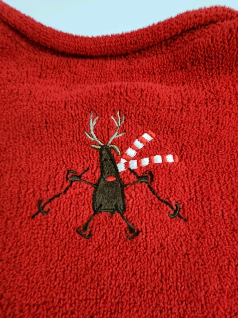 Sz XL Christopher & Banks Christmas/Winter Embroidered Reindeer Sweater