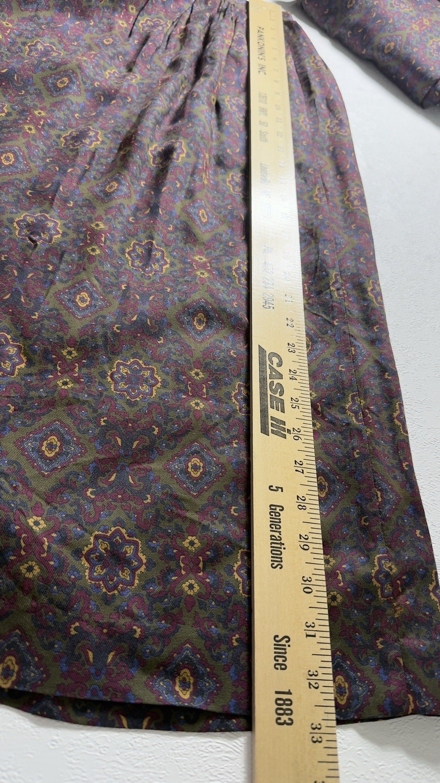 VTG Jos A Bank Skirt Suit 8 Rayon Burgundy GeometricP Paisley Mock Neck Jewish