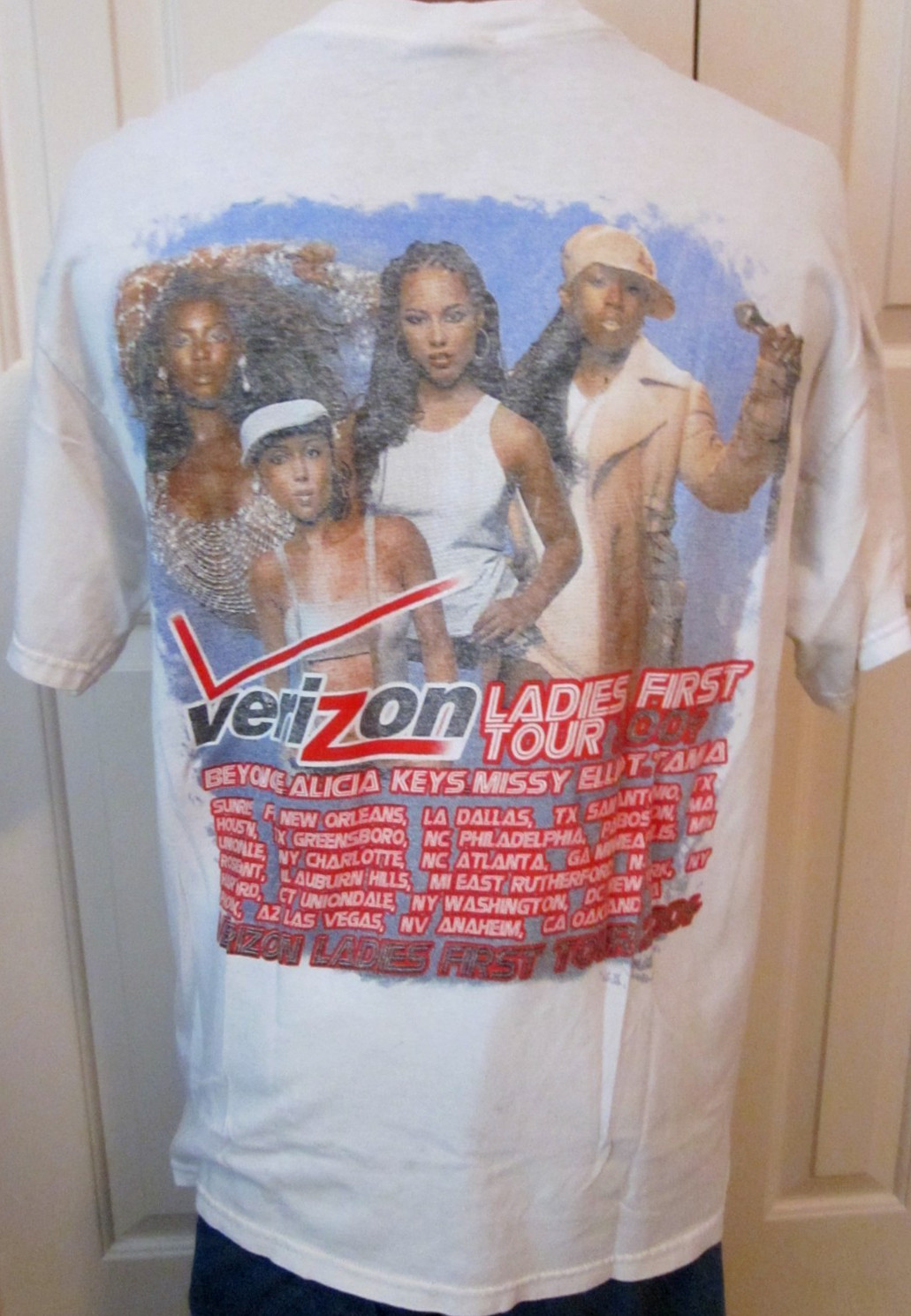 CONCERT T SHIRT 2004 LADIES FIRST TOUR BEYONCE ALICIA KEYS DOUBLE SIDED HIP HOP