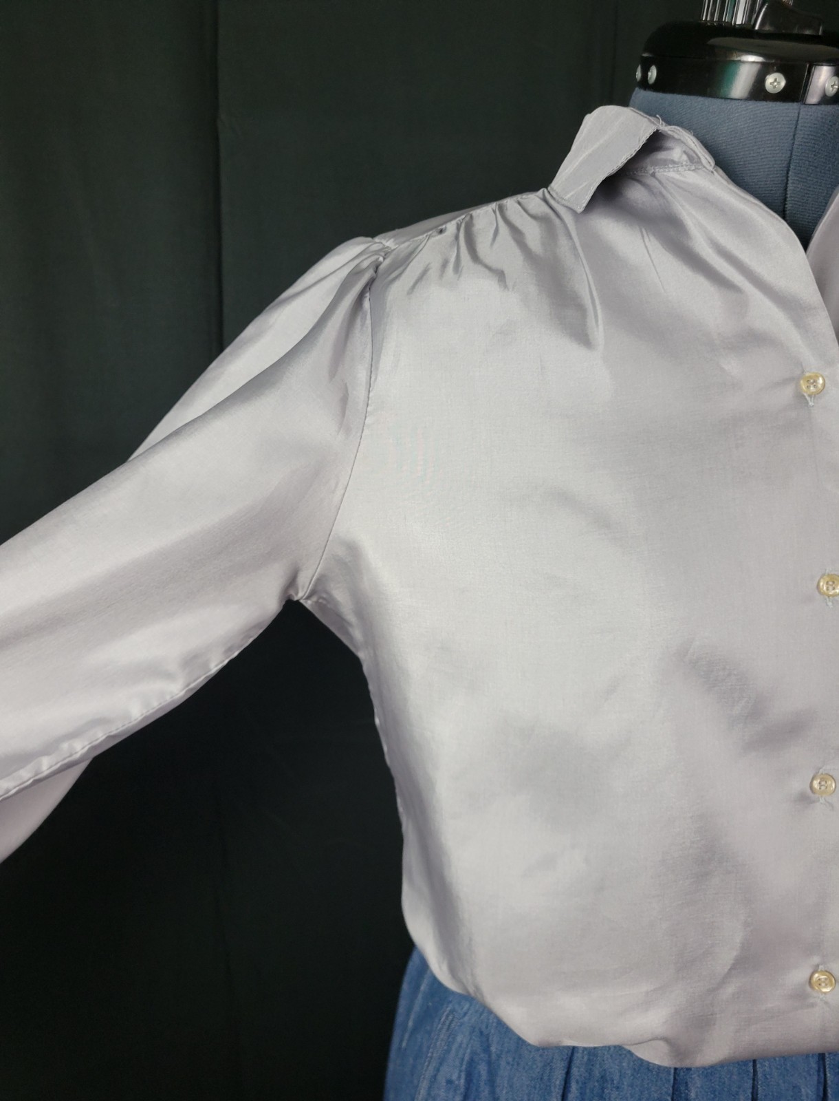 Vintage Stuart Lang Grey/Silver Long Sleeved Blouse Size 6