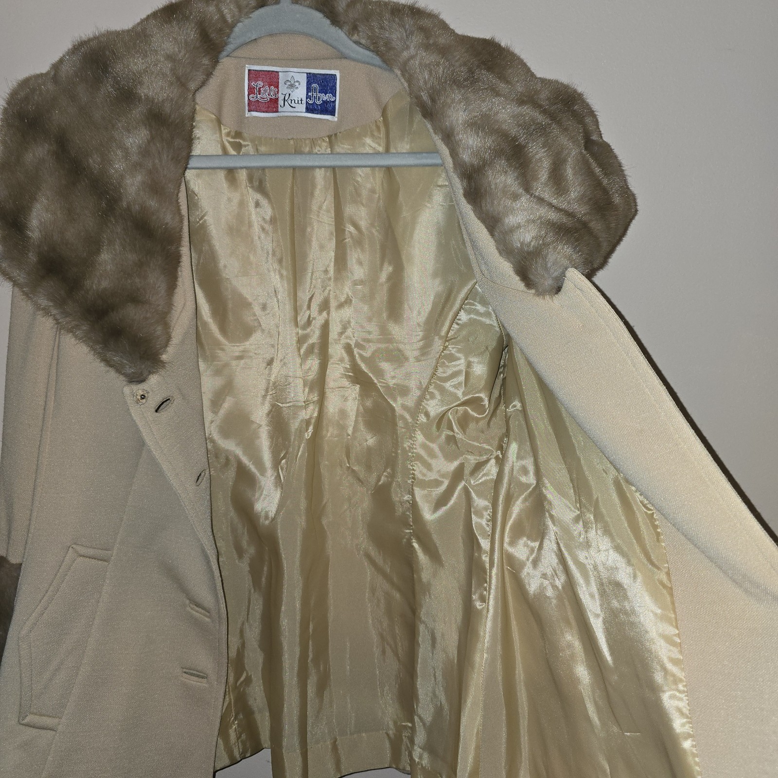 VTG 1960s Lilli Ann Tan Penny Lane 27″ Mid Coat Brown Faux Fur Trim Cuffs L 16