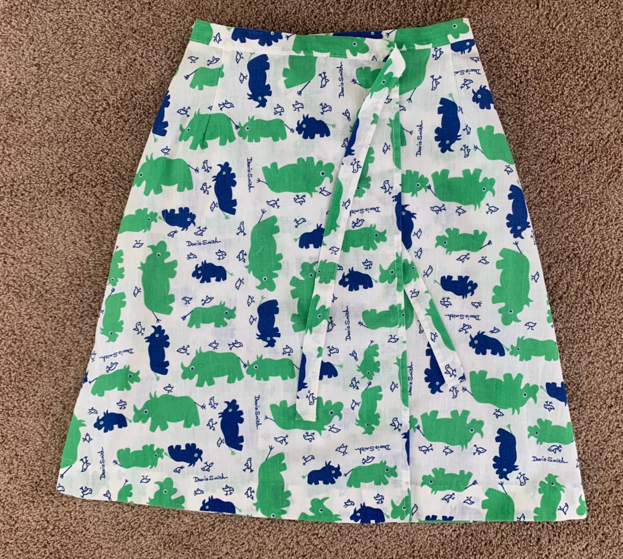Vintage David Smith Blue/Green Rhinoceros Print Wrap Skirt W/Front Pocket-Sz 10
