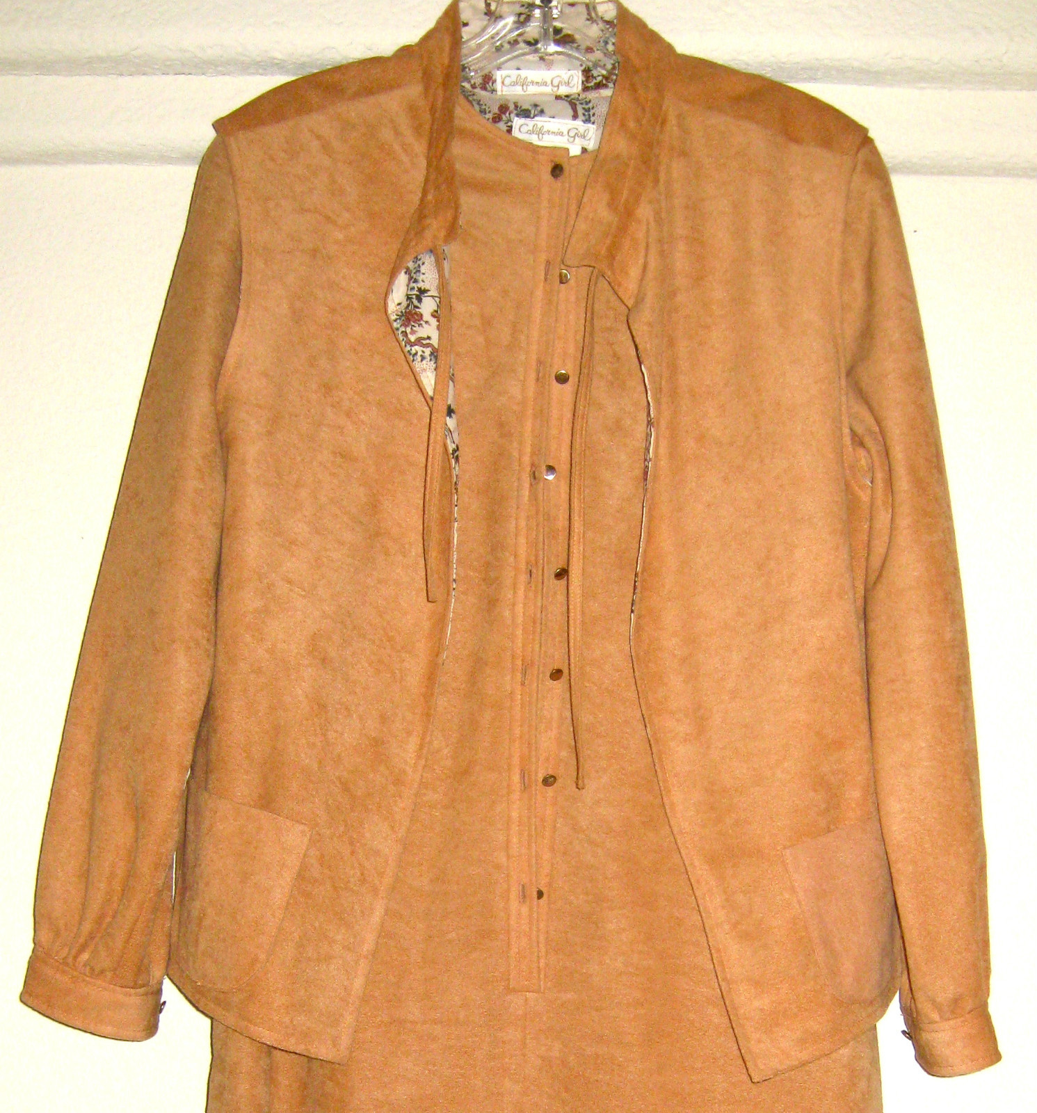 Peachy 'California Girl’ Vintage Apricot 2 PC Dress & Vest w/gold buttons Sz 14