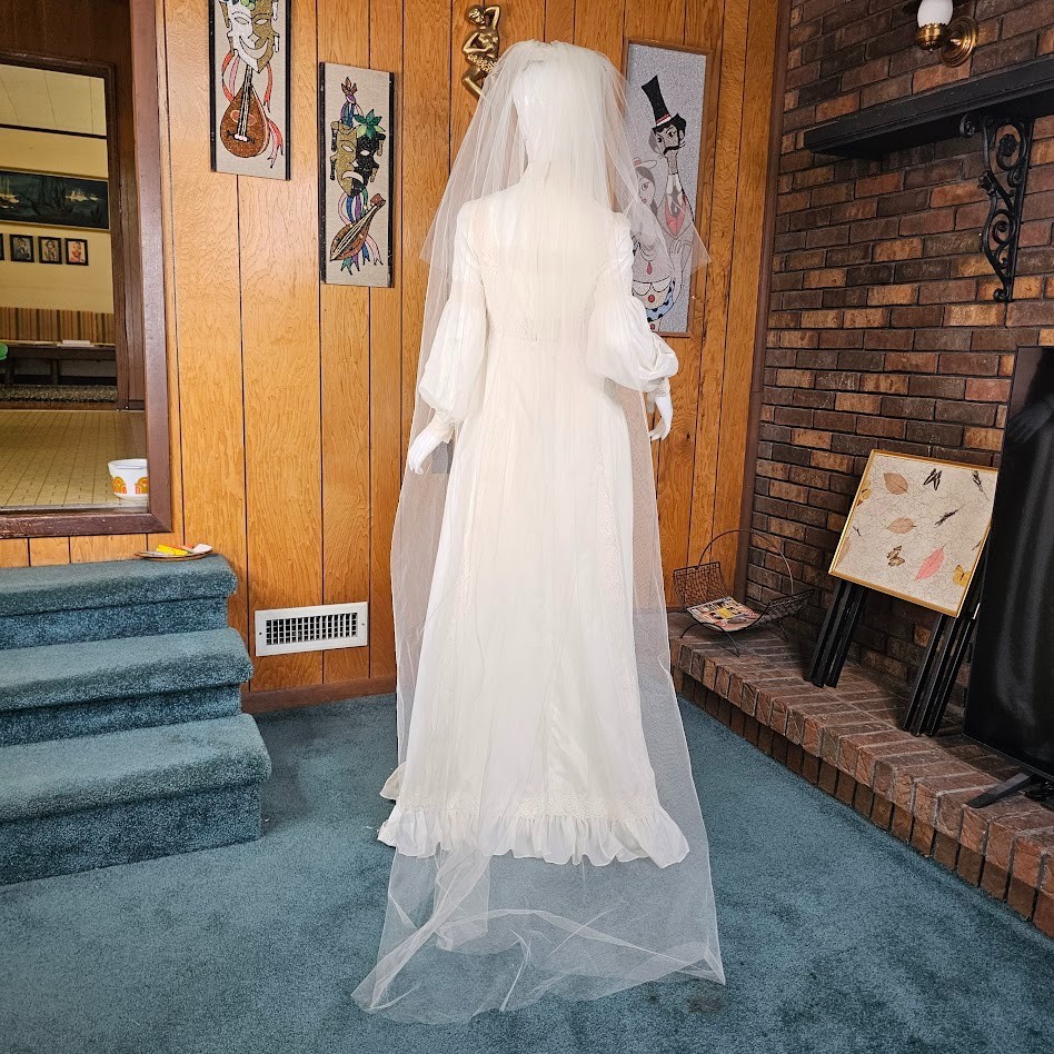 Vtg 70s Victorian Edwardian Revival Romantic Lantern Chapel Train Wedding Gown S
