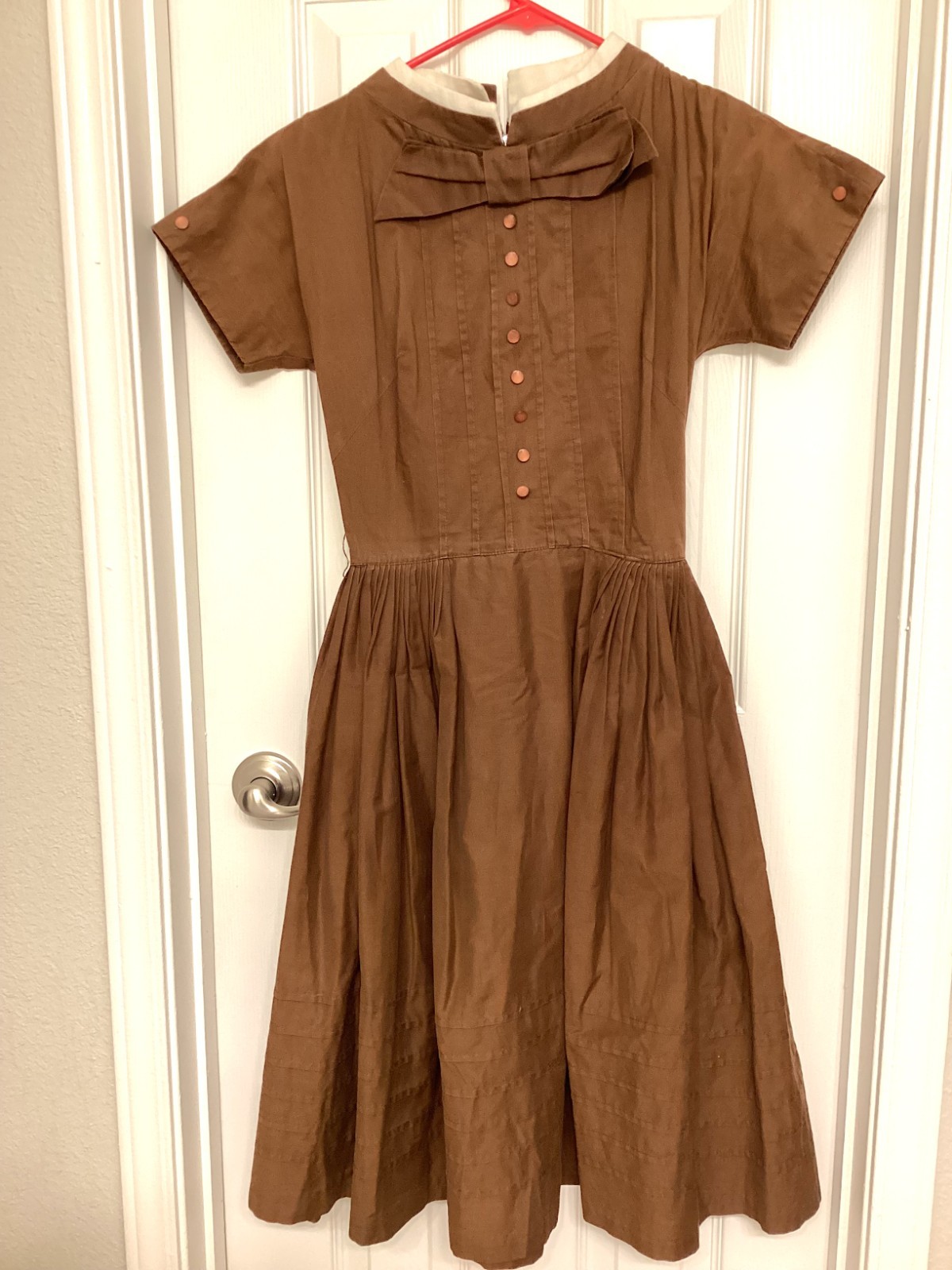Vintage Women’s Dress Jack Nimble, 1950s 1960s Brown Flare, High Collar Small