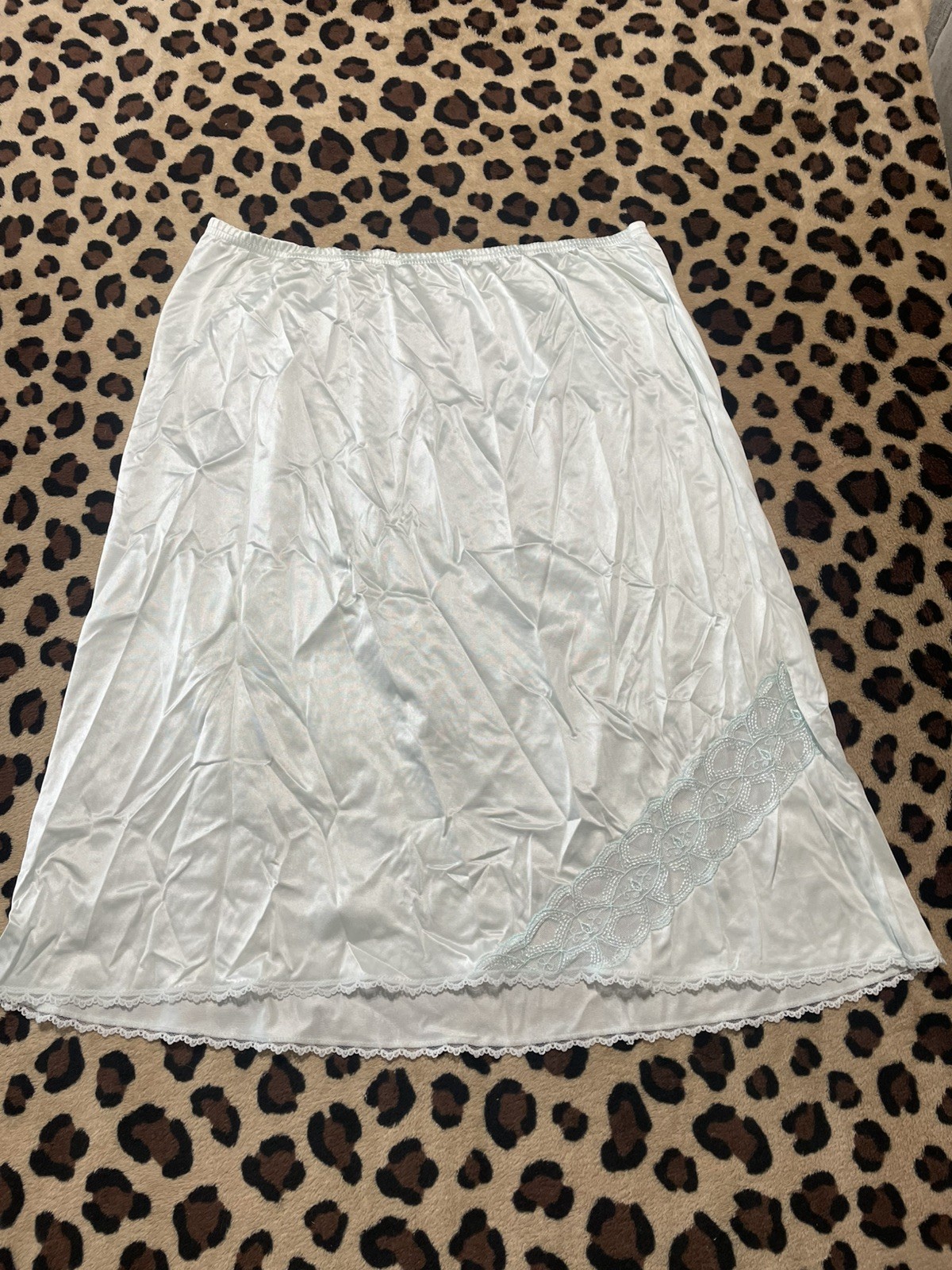Vintage Applause Half Slip Pale Blue Ivory Lace Full Sweep Size Large Made USA