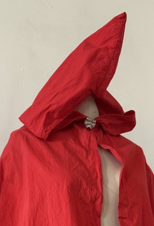 1930s Cherry Red Hooded Cape Pointed Hood Art Deco Rhinestone Clasp Fairy Tale