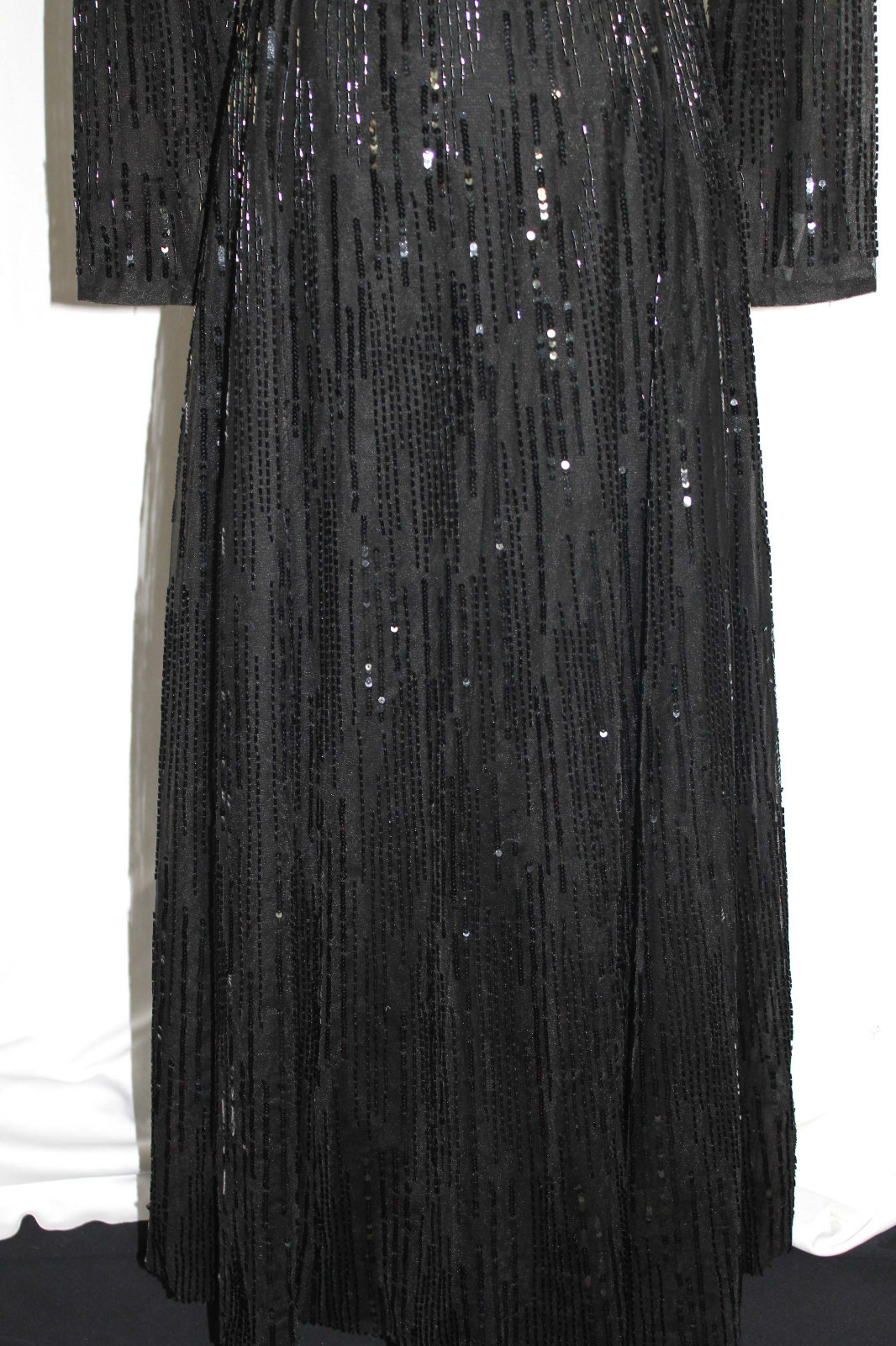 RARE DESIGNER VINTAGE 1960’S BLACK BEADED EVENING GOWN „VERA HICKS” SIZE 4-6