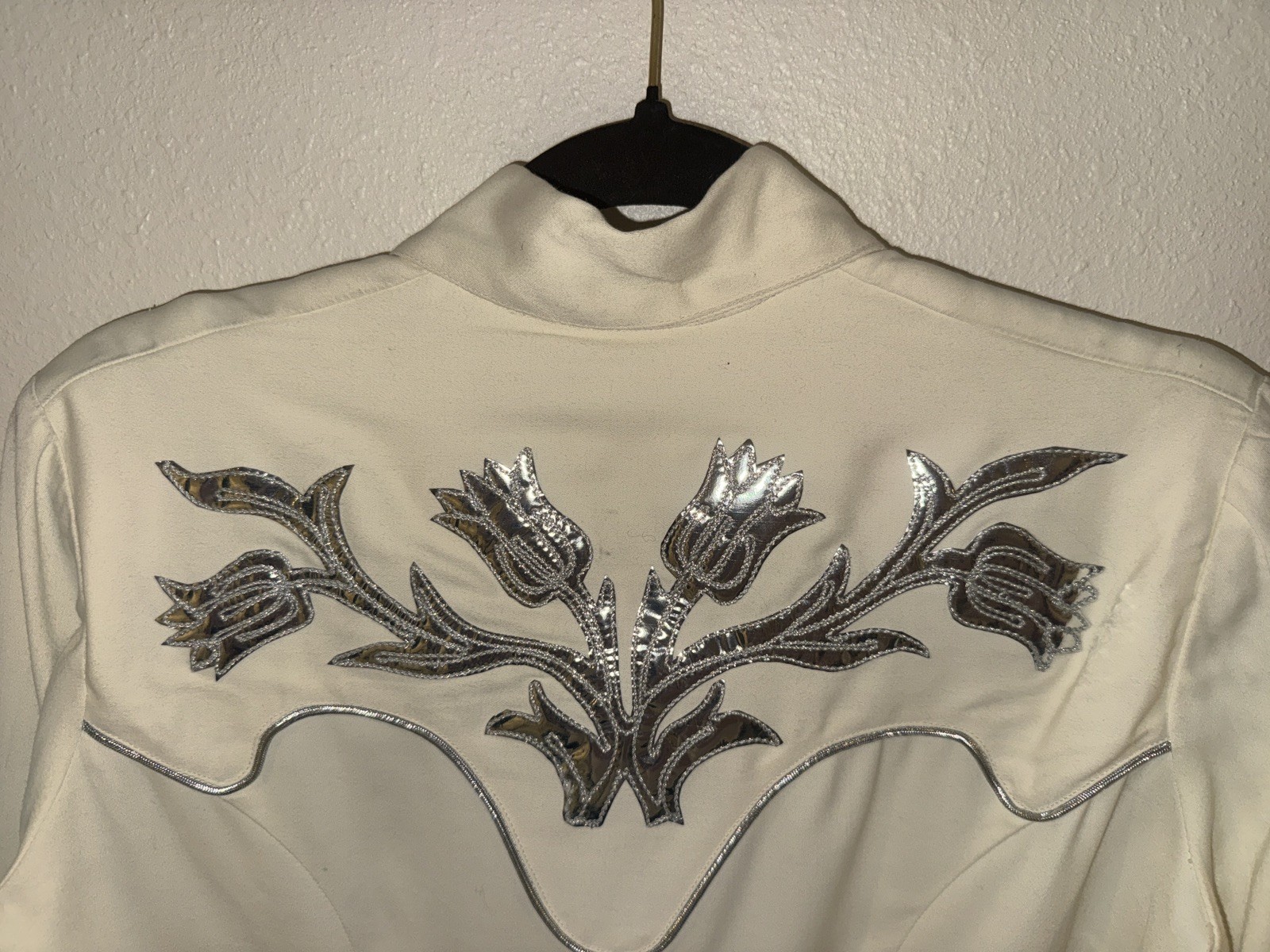 Rare Vintage Ranch-Maid Western Wear Pearl Snap Blouse Ivory Silver Appliqué