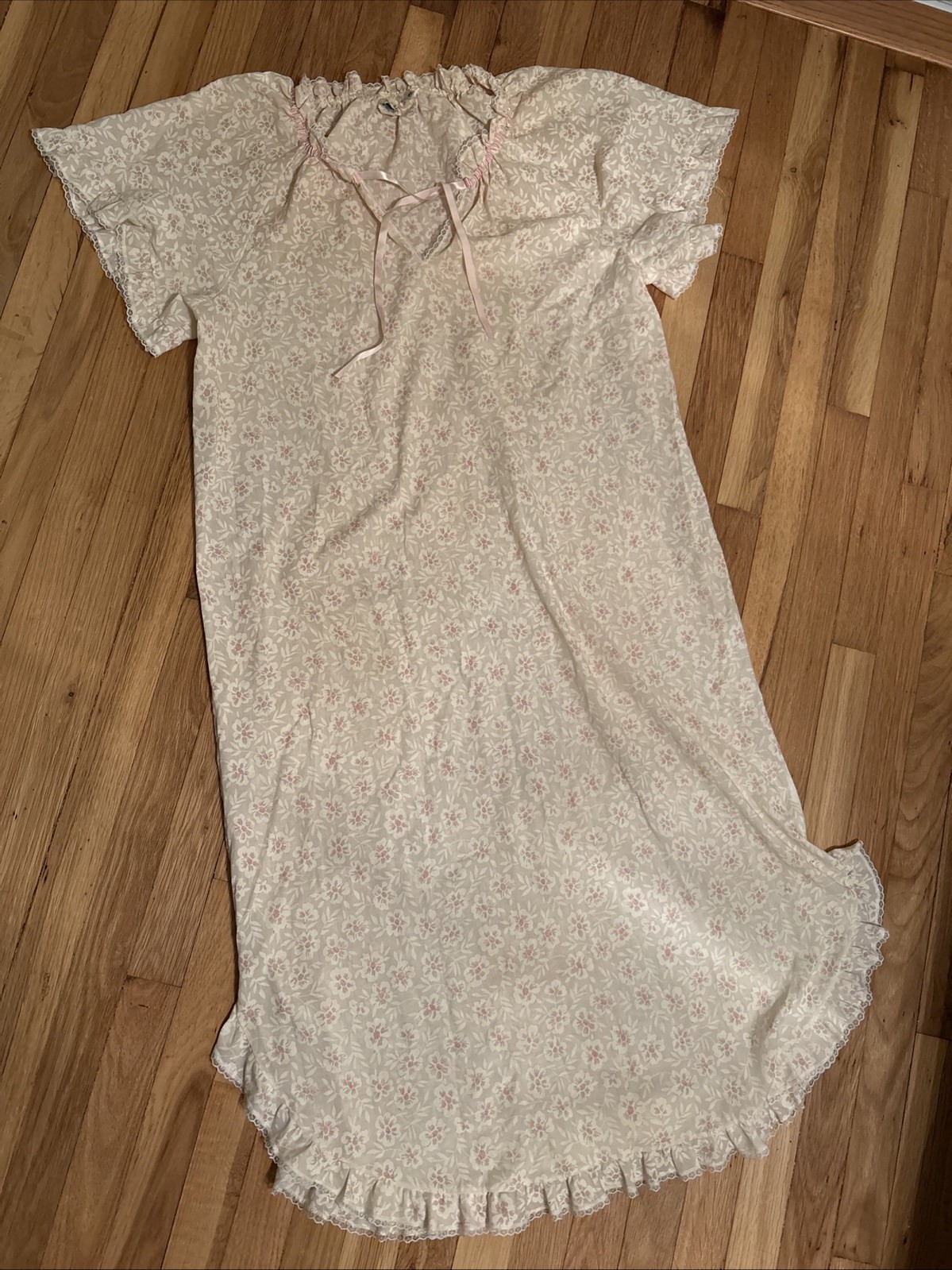 Vintage Julie of Slumbertogs Nightgown Size X Large Gown Made In USA Floral