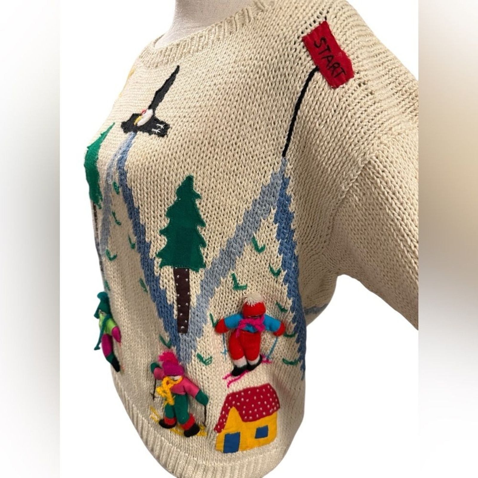 Vintage Peruvian 3D hand knit Cream Sweater ski mountain winter felt grannycore