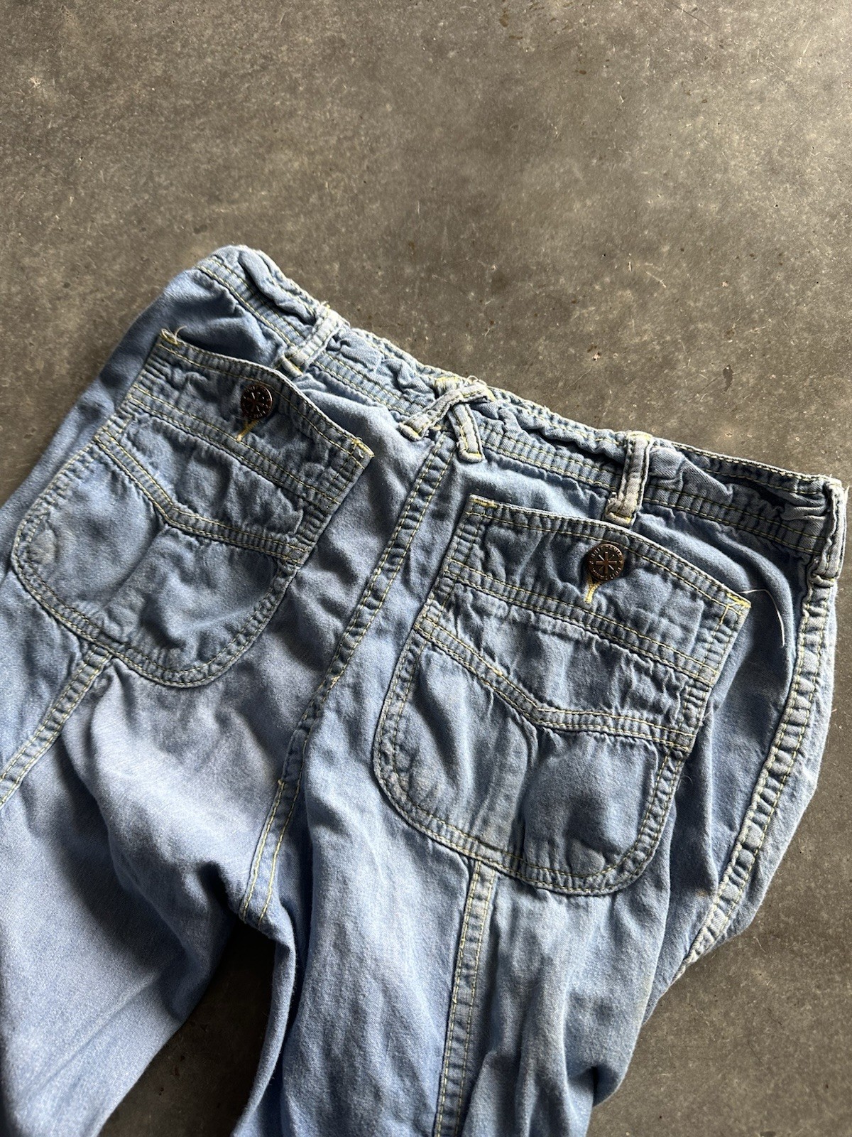 Vintage 70s Britannia Bell Bottom Jeans Flowy 26 X 32 Hippie Boho