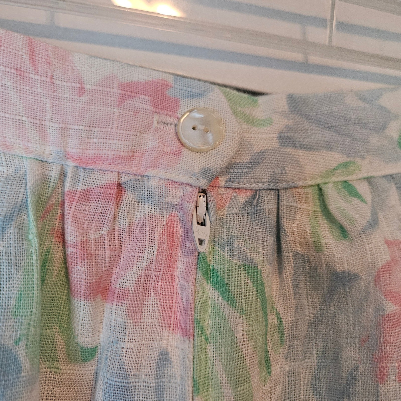 Vintage Toby Bentley Midi Skirt Size 17/18 Pastel Floral Pleated Easter Spring