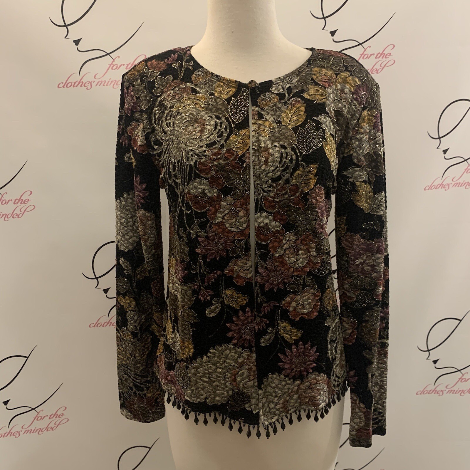 M S K. Size S. USA Embellished Beaded Metallic Stretch Long Sleeve Jacket. B50.