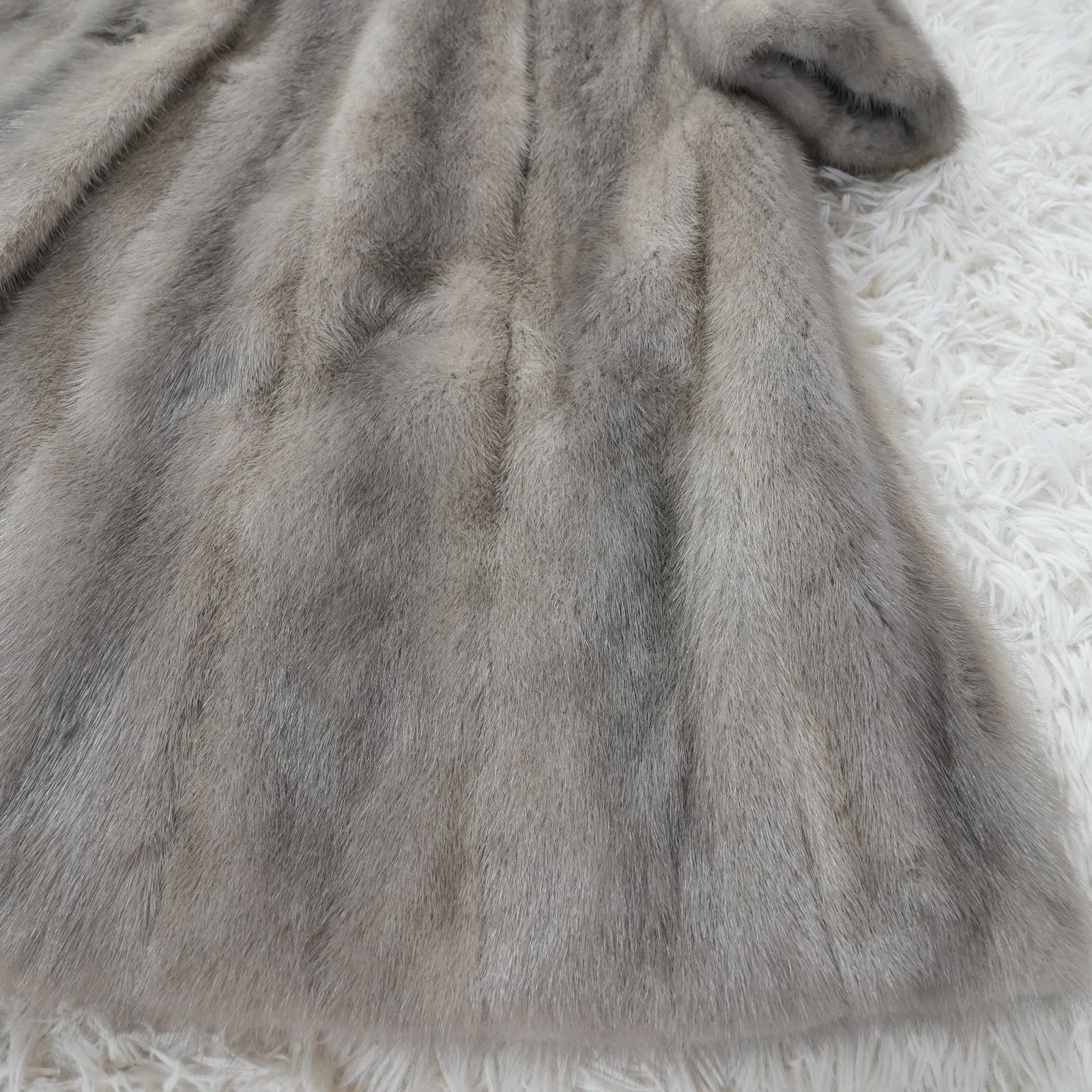 Sapphire Mink Long Coat A-LINE – Genuine Vintage Fur From Japan