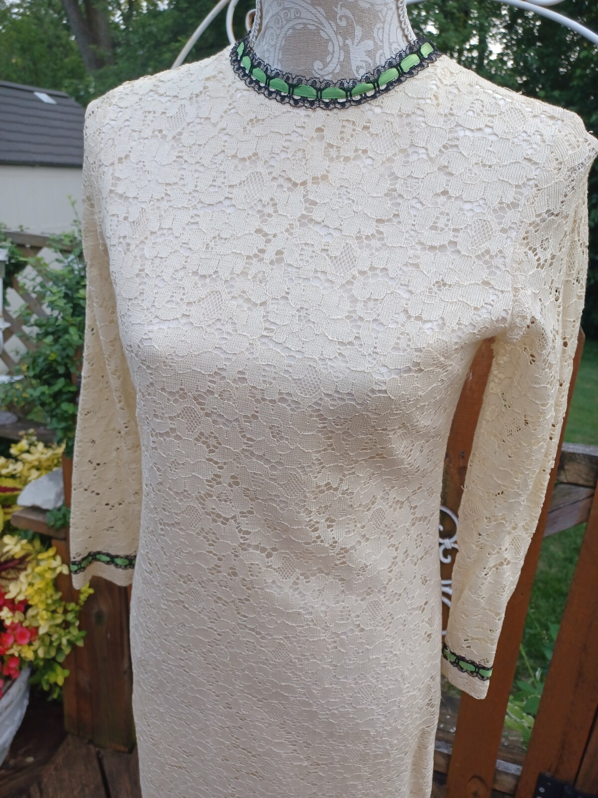 True VTG Mid-century 1960s Lace Mini Dress MCM Mod Union Label Ivory Small ~FLAW