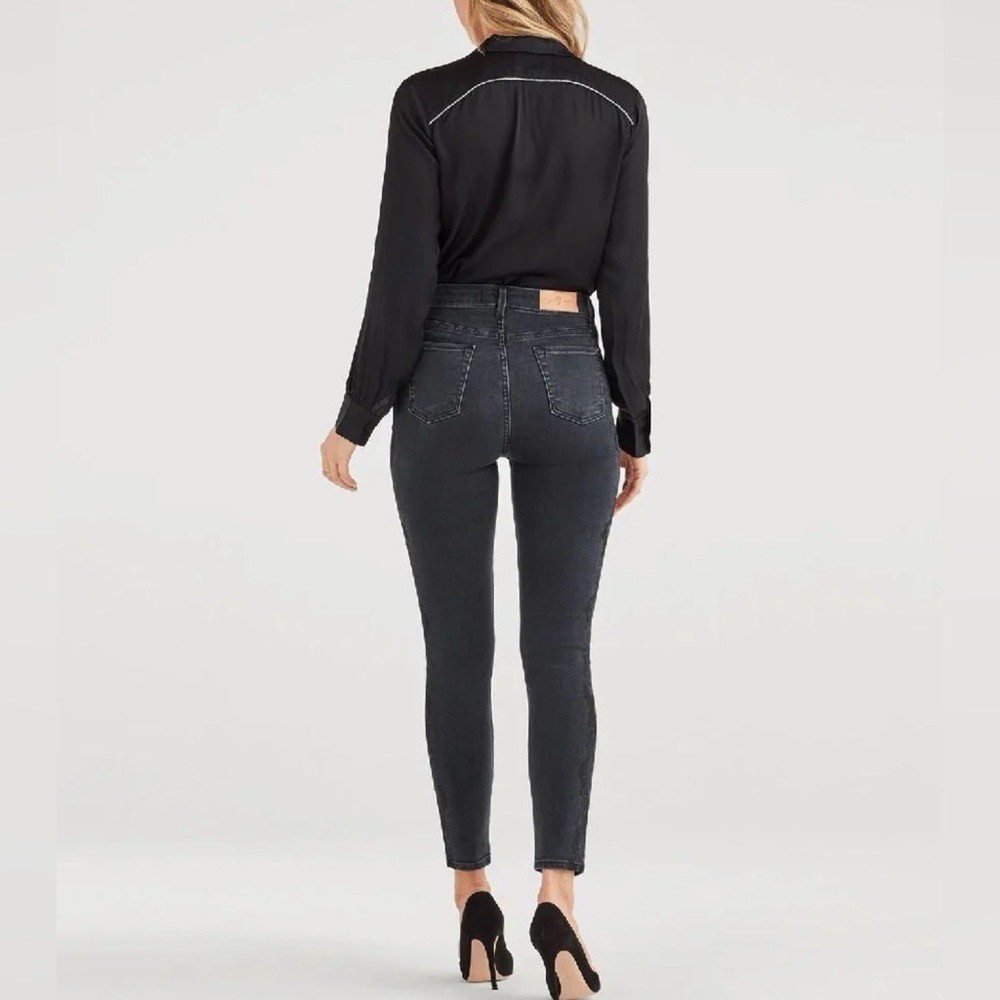 7 For All Mankind Luxe Vintage Aubrey Snake Print High Waist Black Jeans Size 28