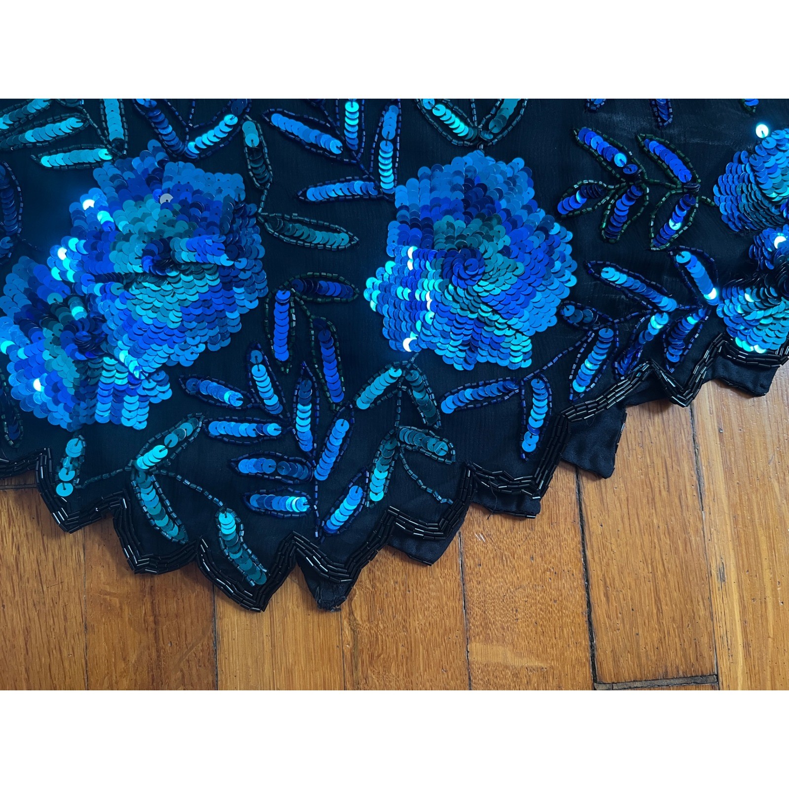 Laurence Kazar Vintage Blue Sequin Silk Blouse Floral Scalloped Hem Top 2X