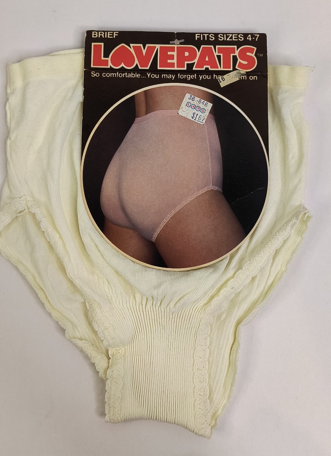 NWT Vtg LovePats Women’s 4-7 Stretch Briefs Underwear 1 Pair Beige/Cream