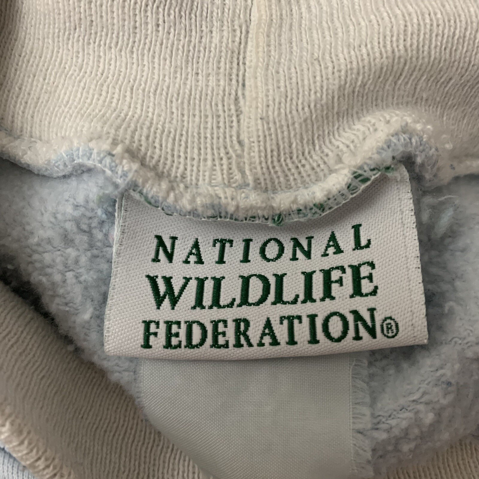 Vintage Sweatshirt Mock Neck Pockets Farm Nature Scenery Graphics Wildlife Fed.