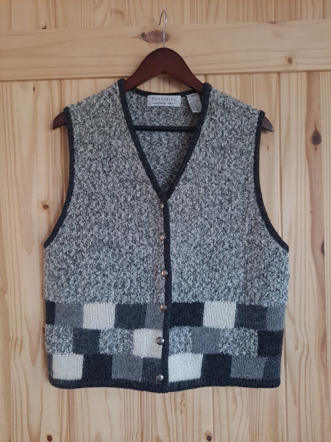 Vintage Portraits Sweater Vest By Northern Isles Wool Blend Color Block Size XL