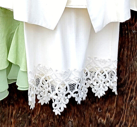 Vintage J McCLINTOCK White or PLAZA South Mint Lace Dress Suits Cottagecore NICE