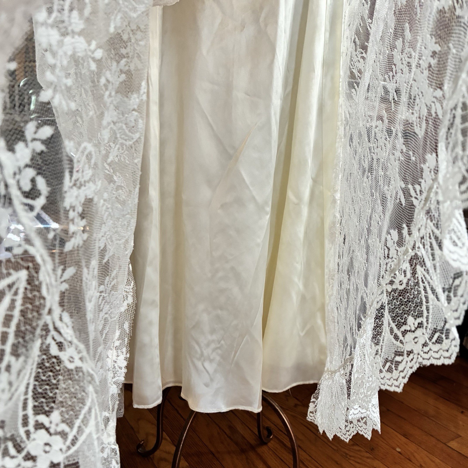 Vintage Scott McClintock Formal Wedding Dress Off Shoulder Lace Sz 12