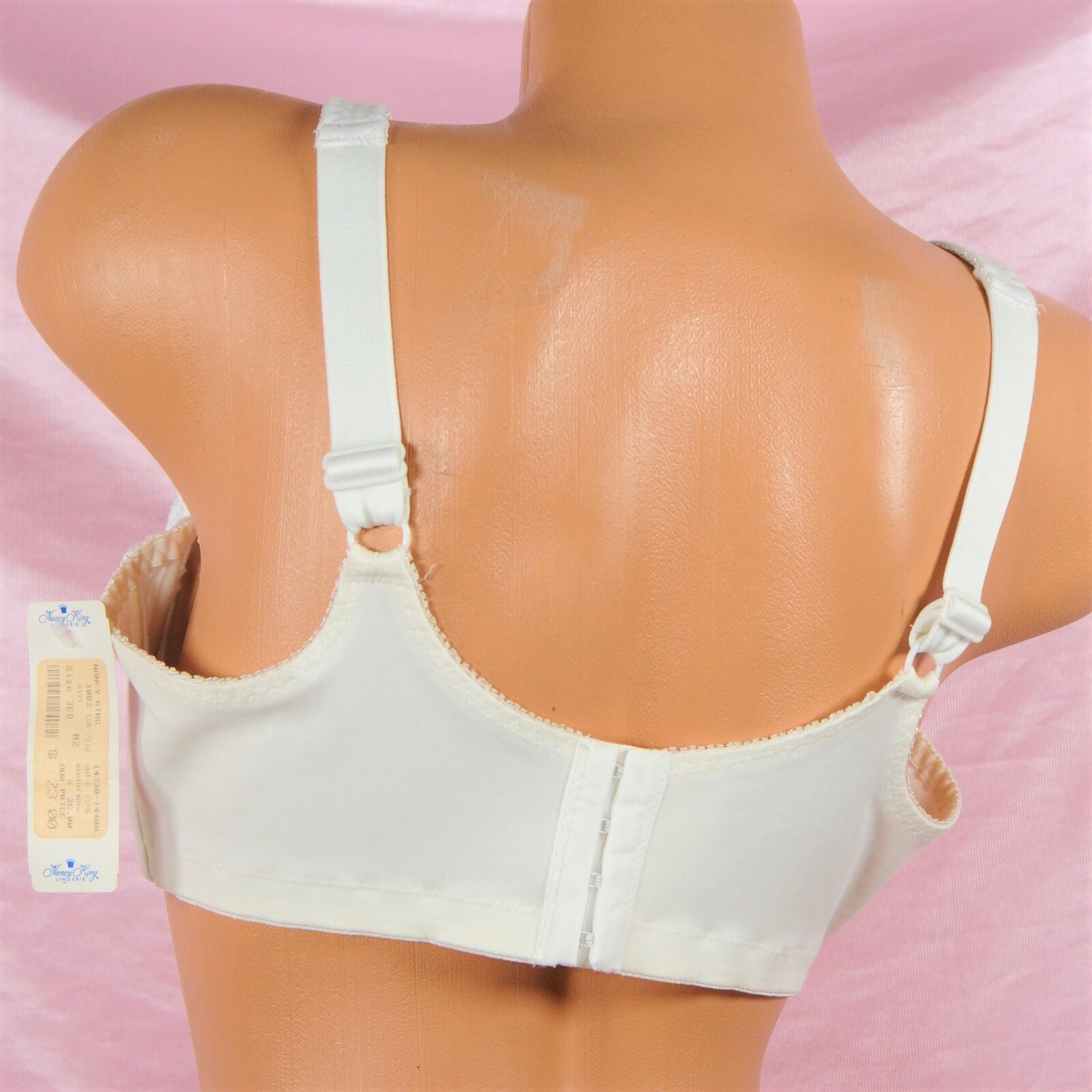 VTG Deadstock White soft Cotton Lacy Underwire Soft Cup Full Venus bra 38D NWT