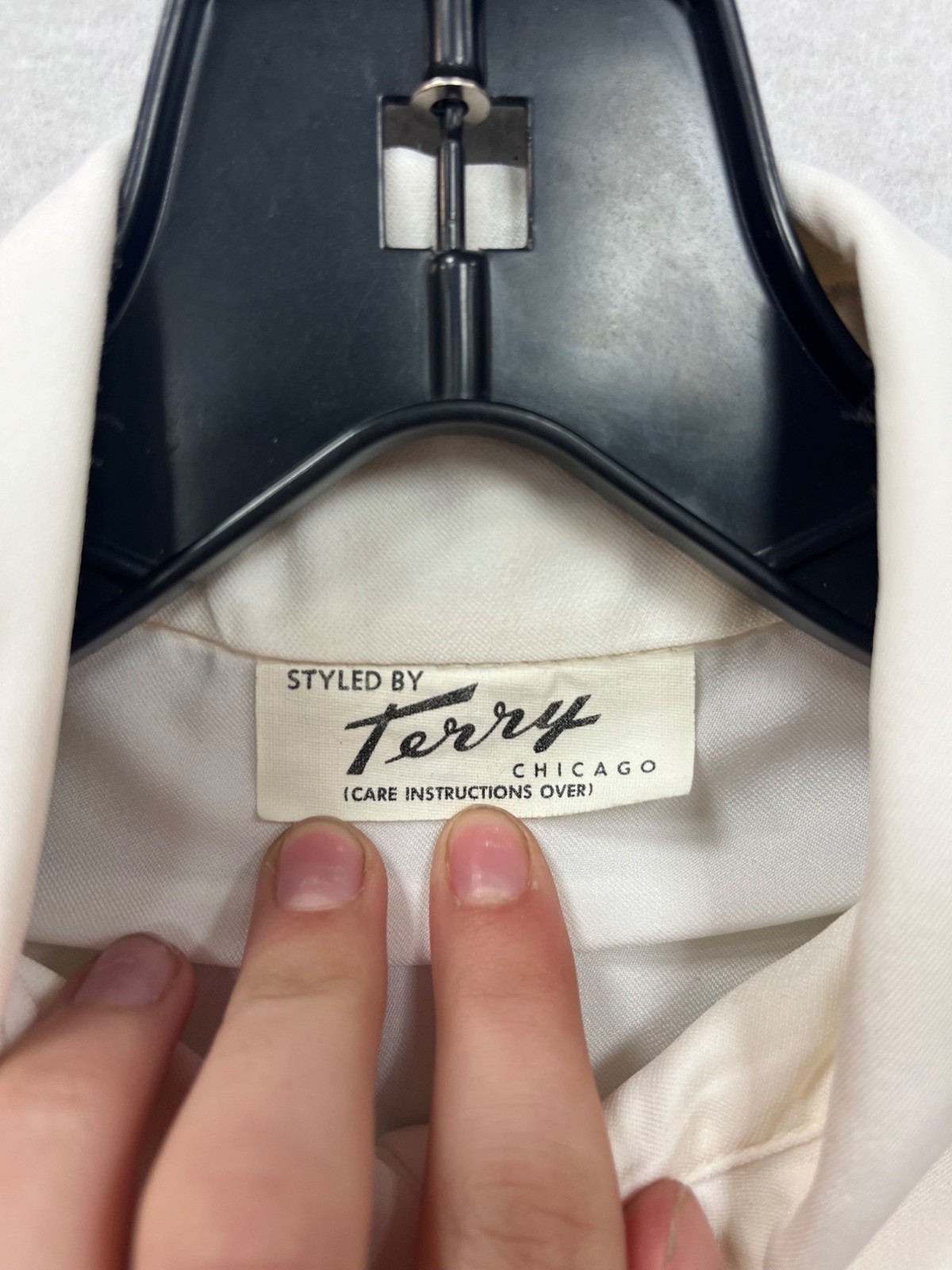 Vintage Terry Chicago White Ruffled Button-Up Blouse #8355