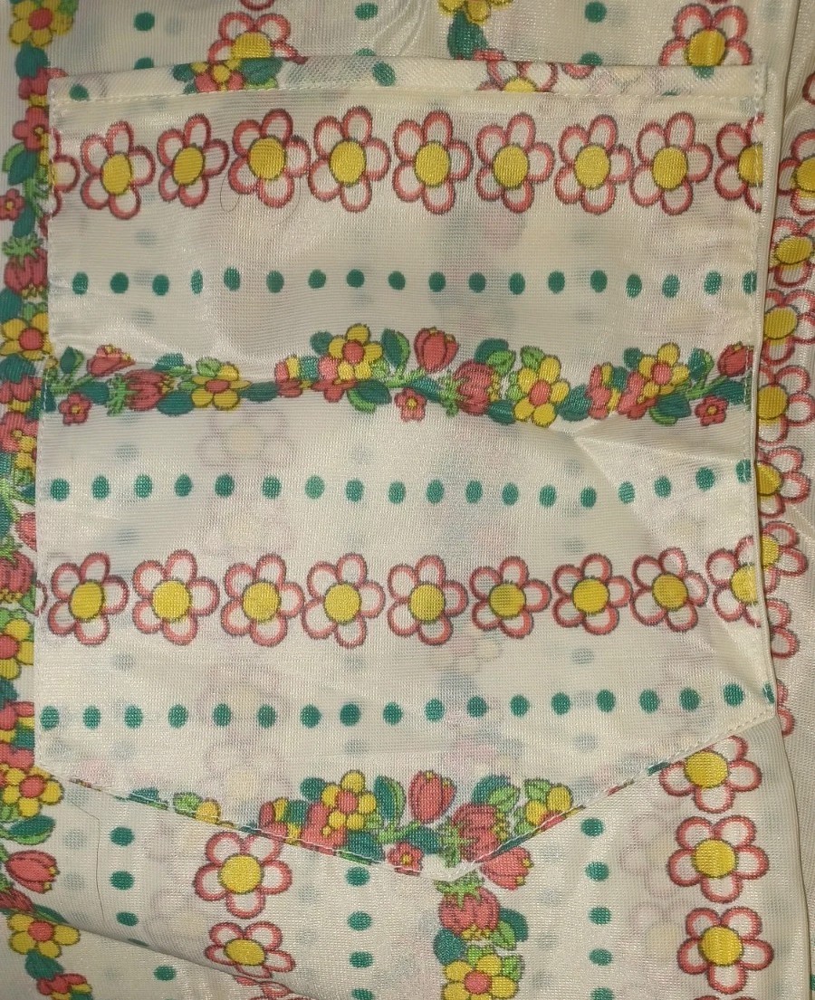 Vintage 1970s House Chore Dress Floral Cottage Core Grannycore