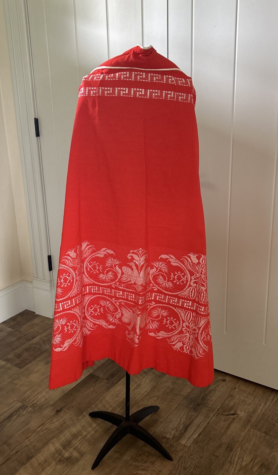 Vintage Red Decorative Costume Cape One Size