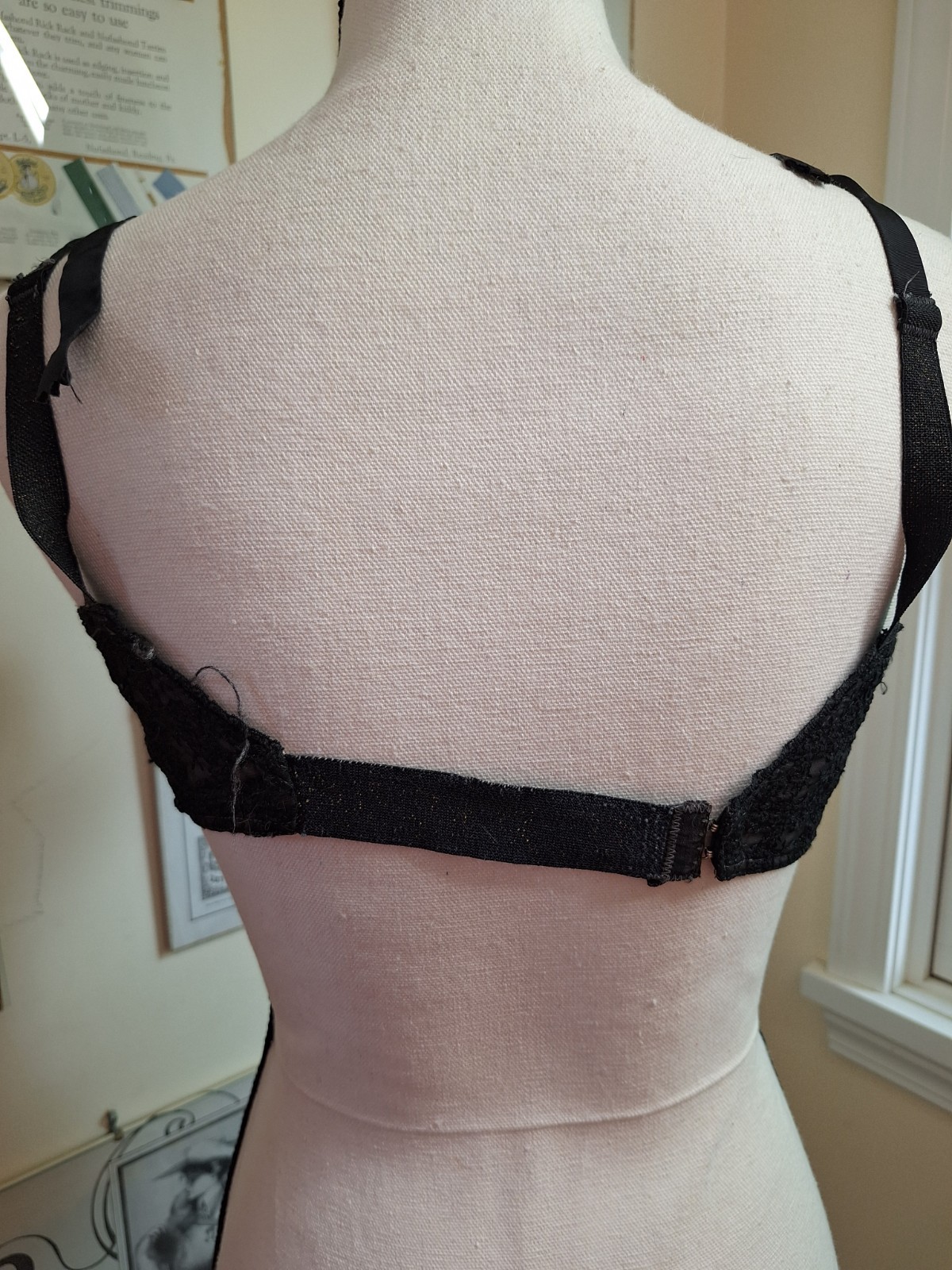 Life Romance Formfit Black vintage bullet bra 36C