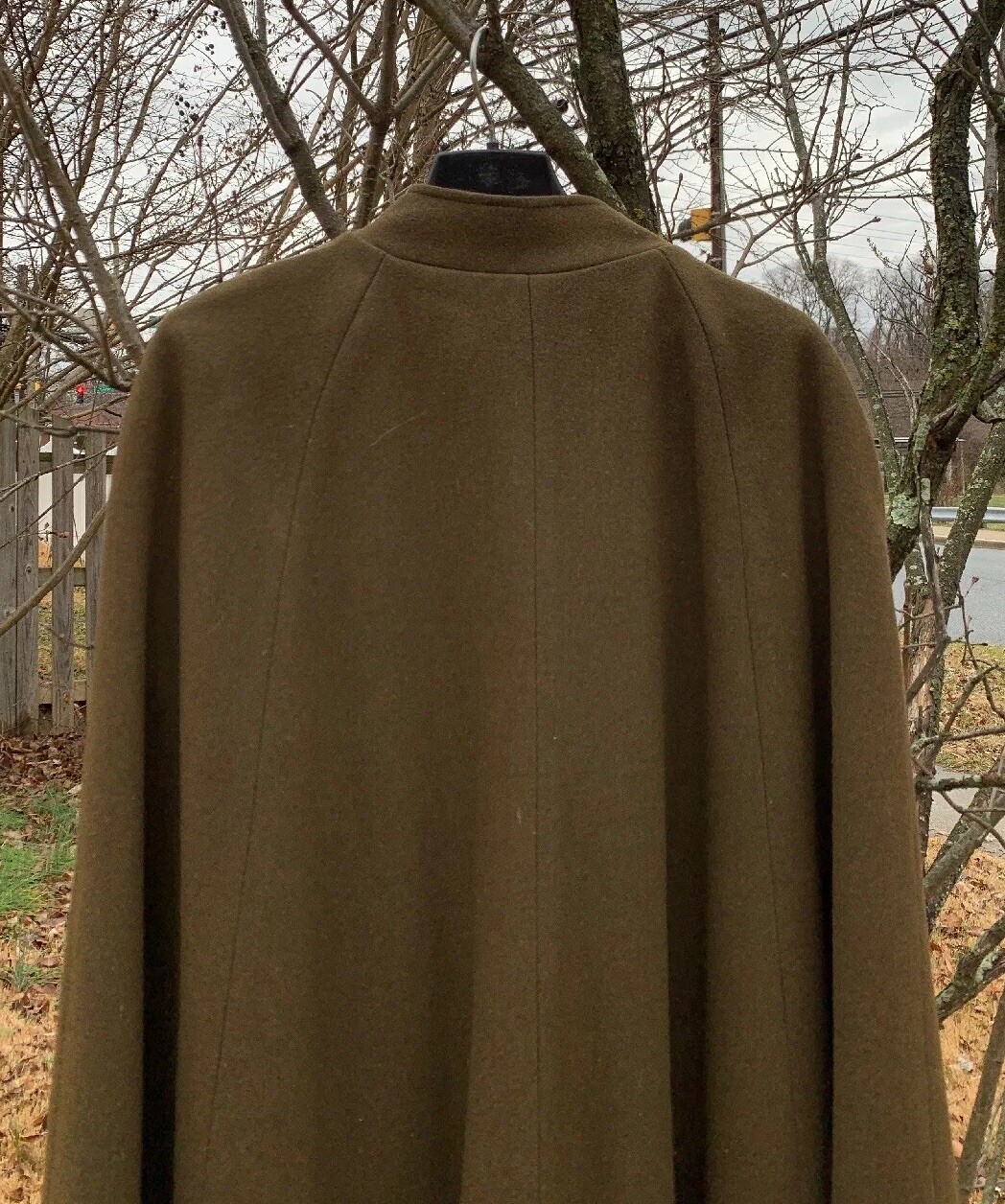 Vintage 60s Queen Of The Capes Country Place Wool Zipper Up Cape. Rare