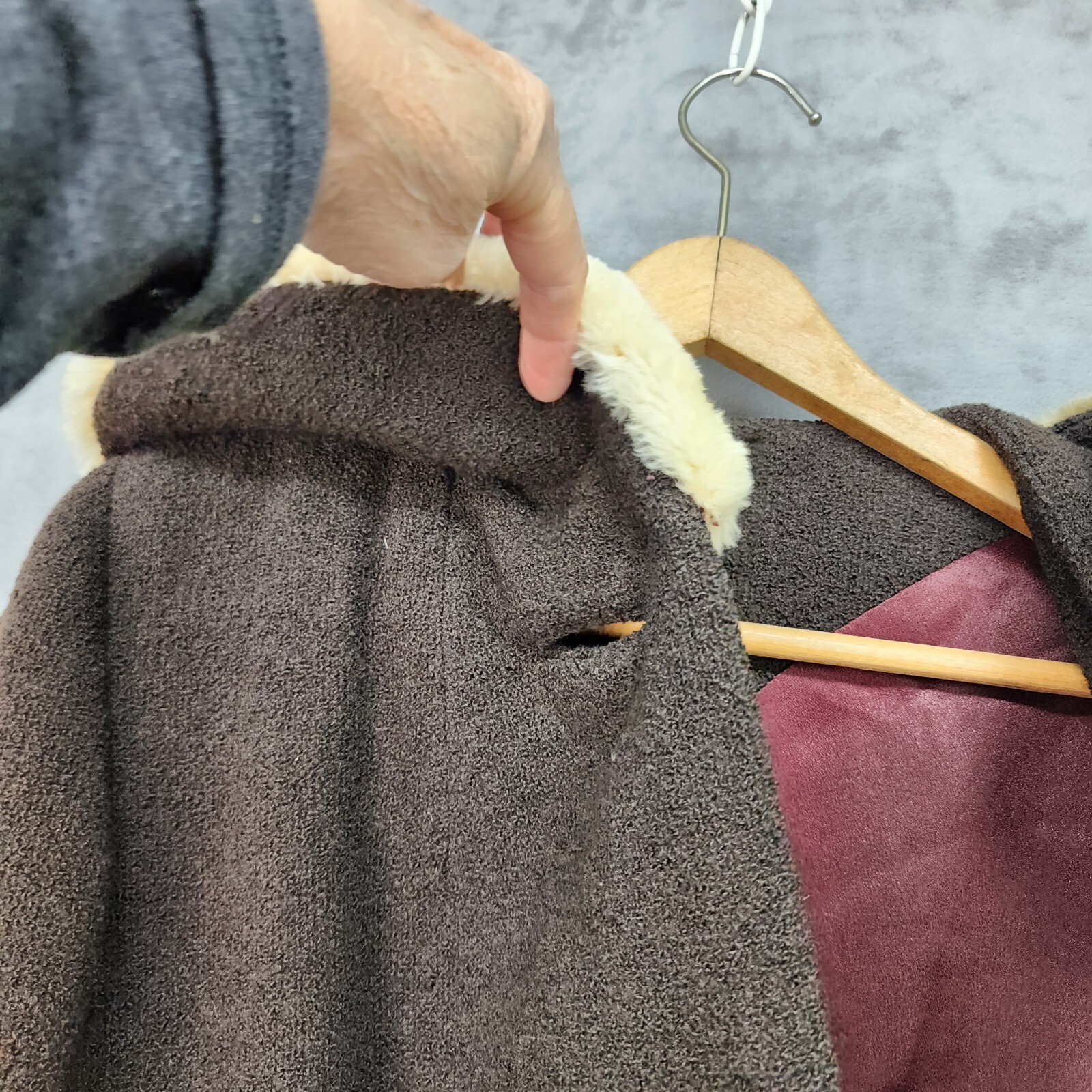 Vtg Stevens Forstmann Coat LARGE Leakas Furriers Dayton OH Dark Brown Tan Fur