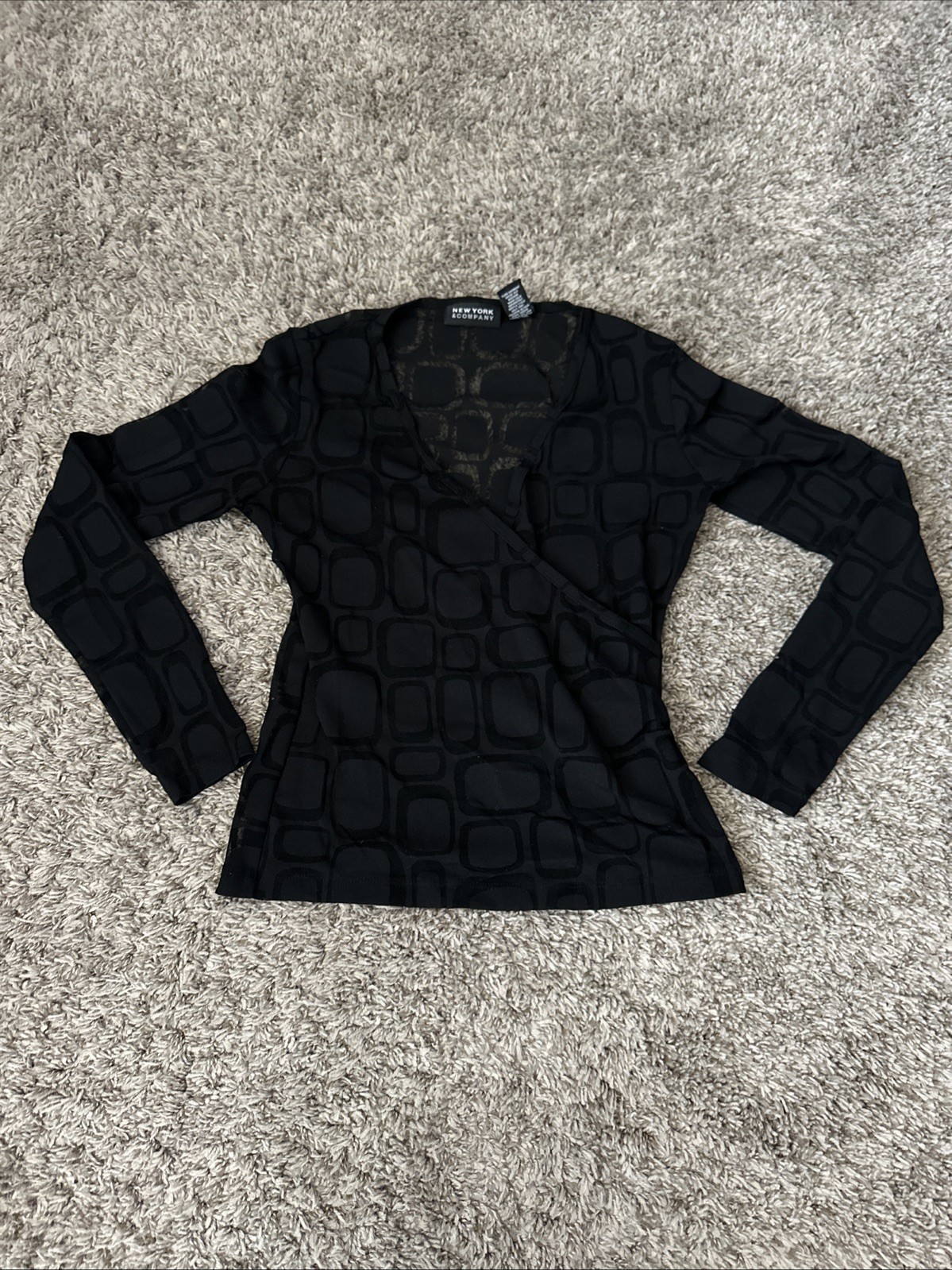 New York & Company Long Sleeve Top Black “XS” Polyester/Nylon