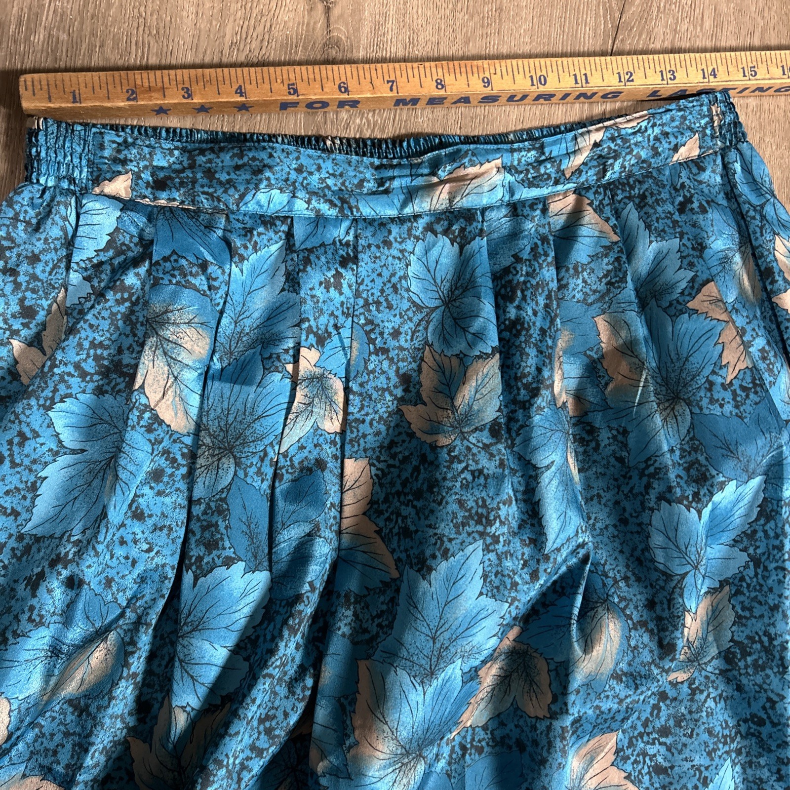 Vintage 80s/90s Pykettes Teal Floral Midi Skirt Made in Taiwan R.O.C. 28” Length