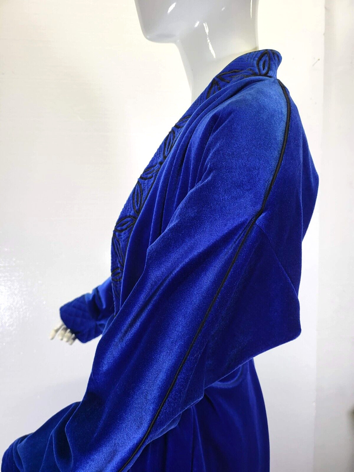 Vintage Gilligan O’malley Velour Robe With Belt Blue Womans Size M 12/14