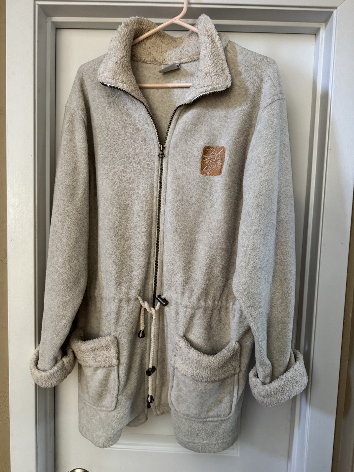 Vintage Cityscape Sherpa Fleece Jacket Large Tan Pinecone Patch Made in Canada