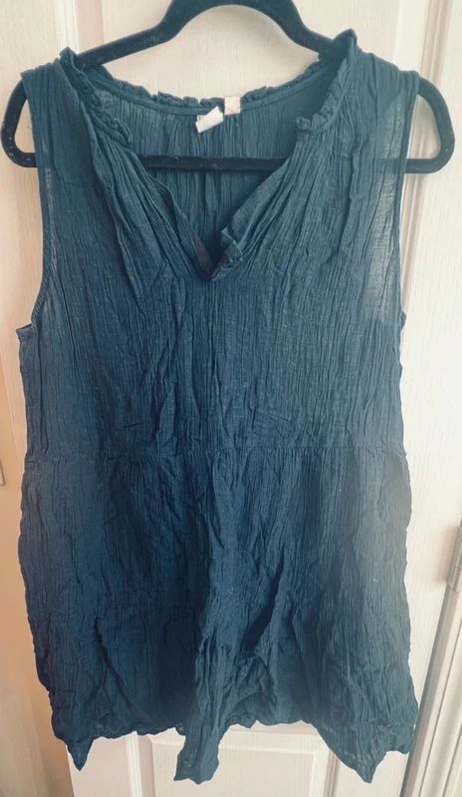 Gap Sleeveless Crinkle Tank Top Size Medium Navy Blue