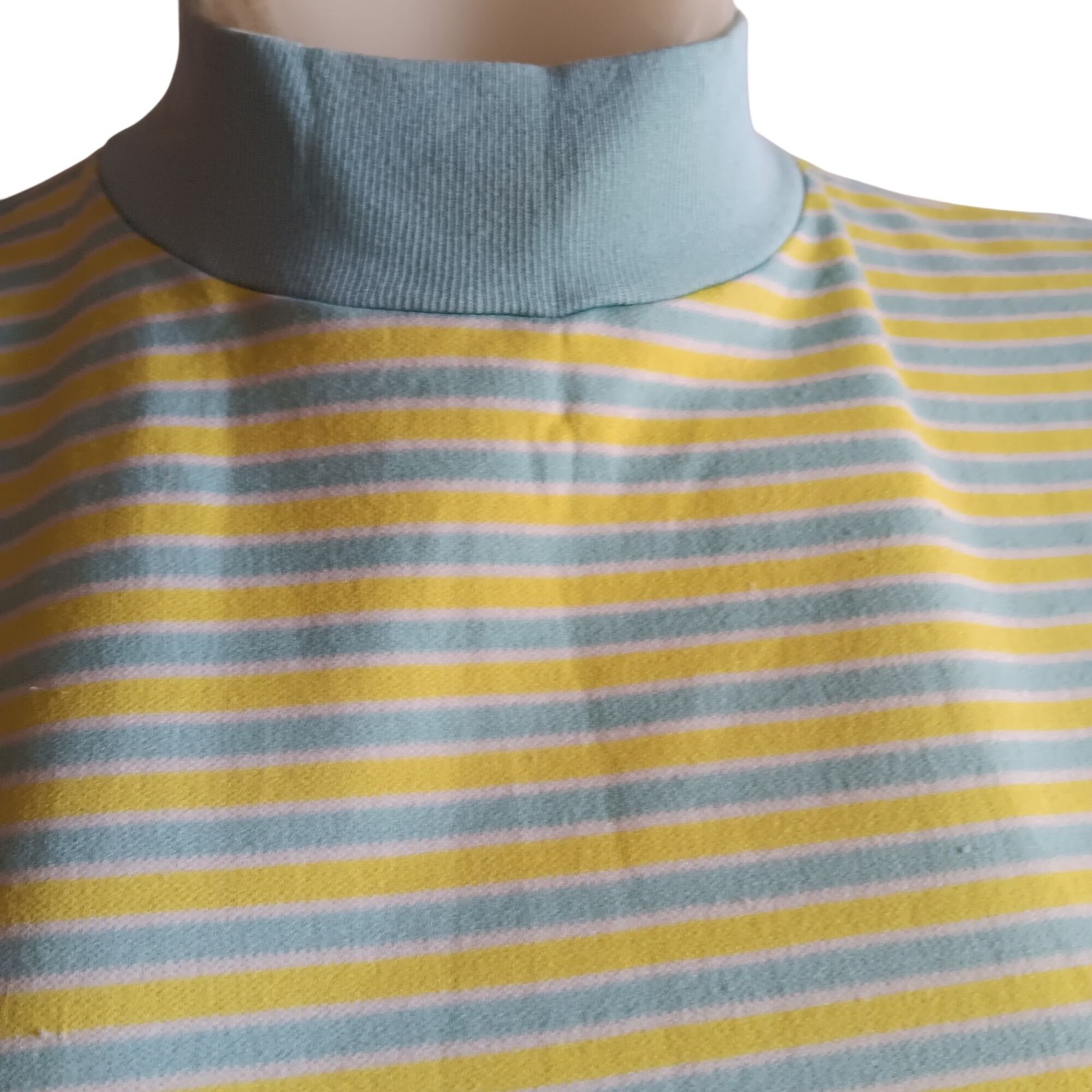 True Vintage Sleeveless Top Large 1970’s Striped Yellow/Blue Stretch Knit Mod