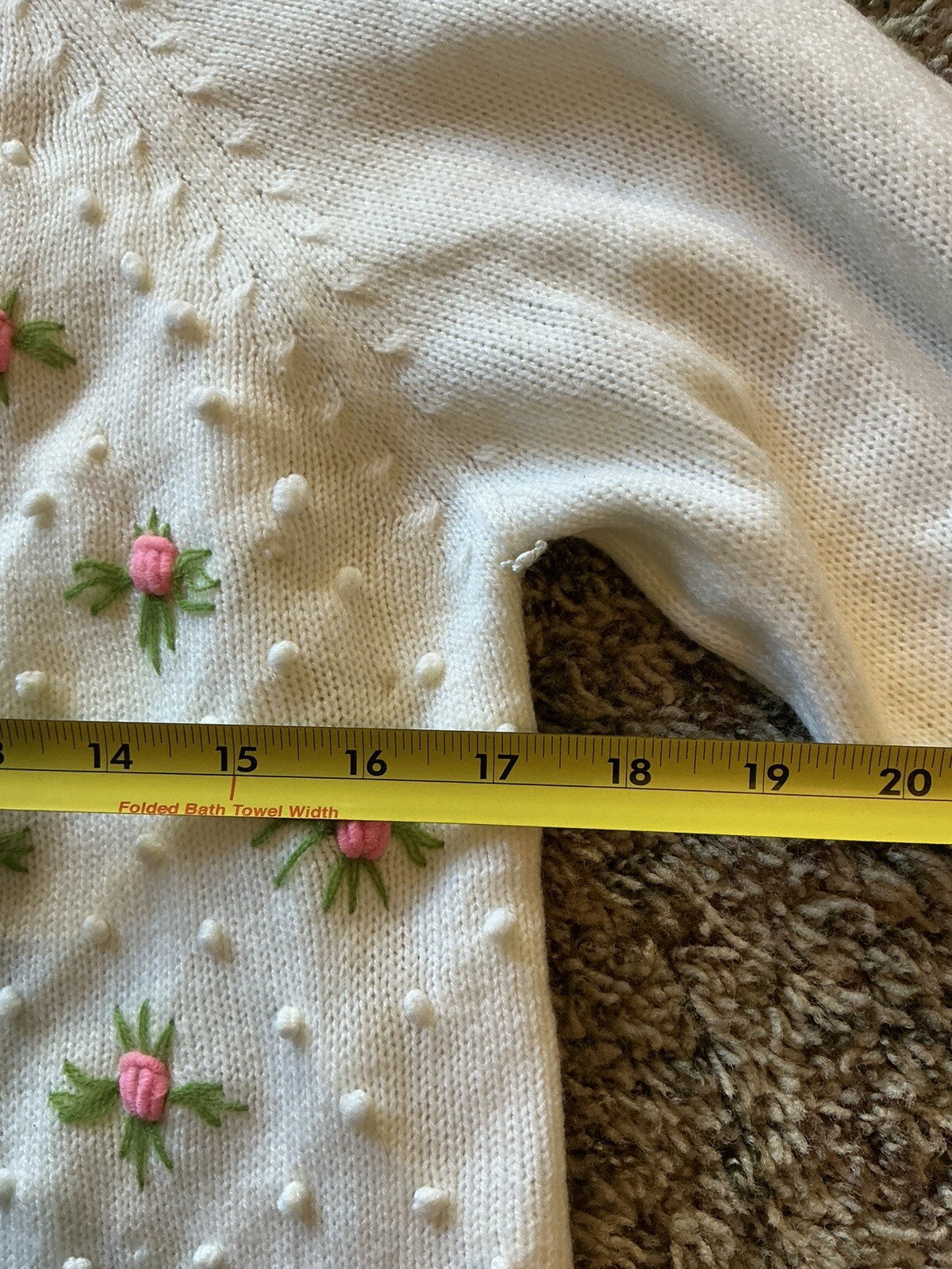 Vintage Kingsley Cardigan Sweater Medium VGUC White Floral Design