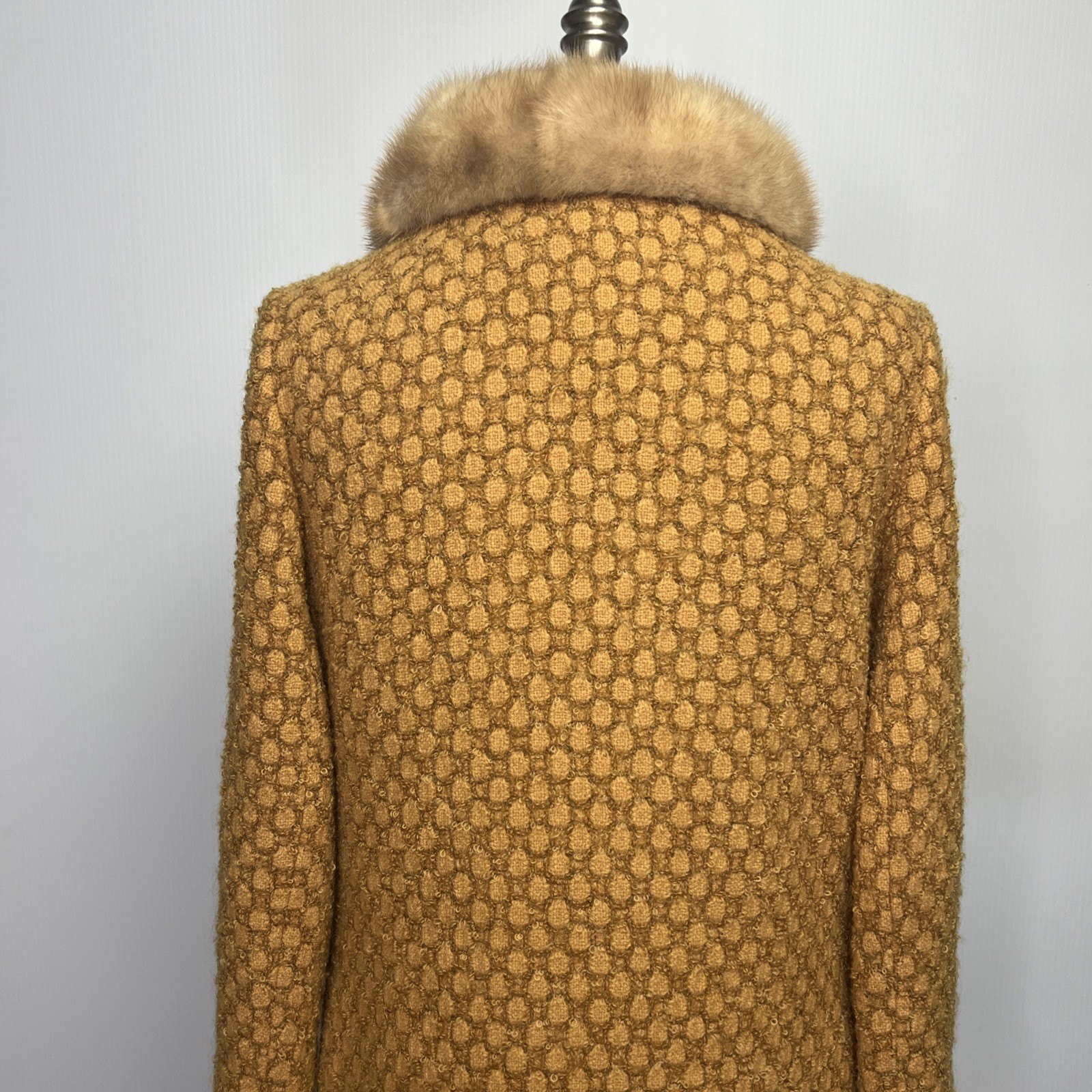 VTG 1950s 1960s Bouclé Bubble Wool Coat Mink Collar Sculptural Mod Princess M