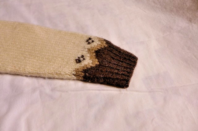 Vintage Women’s Deans Of Scotland 100% Wool White Brown Geometric Sweater 38/M