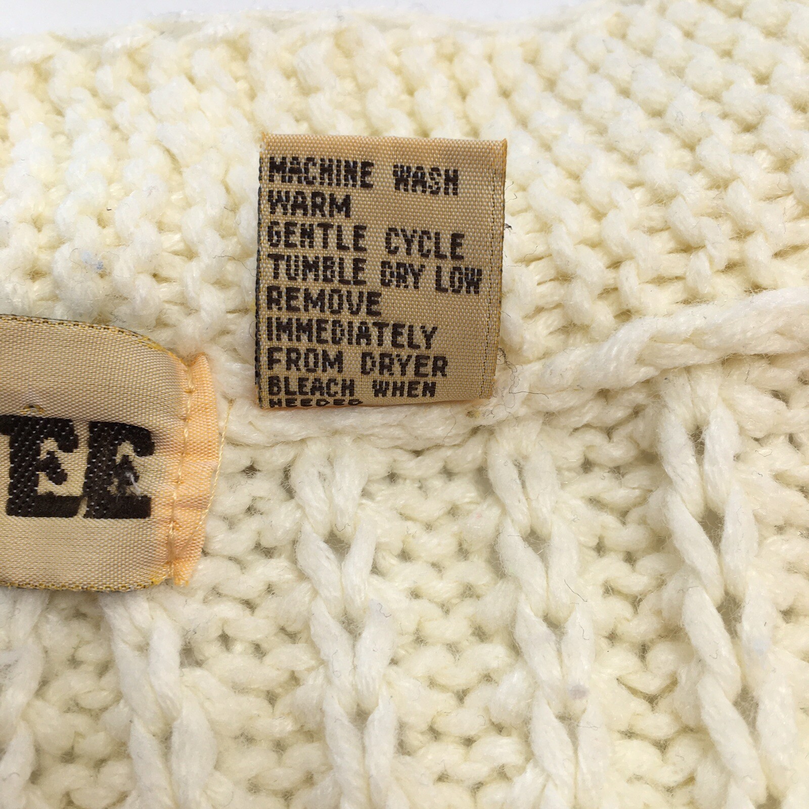 Queen Bee Womens Open Front Acrylic Off White Sweater Jacket Sz L/XL Vintage