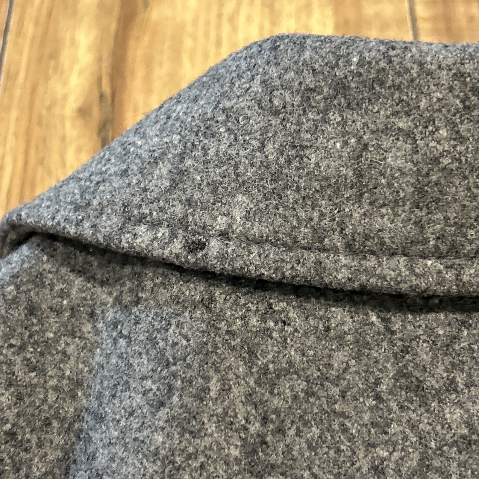 Vintage C.C. Filson Co Eddie Bauer Women’s Cape Size M 100% Virgin Wool Gray USA